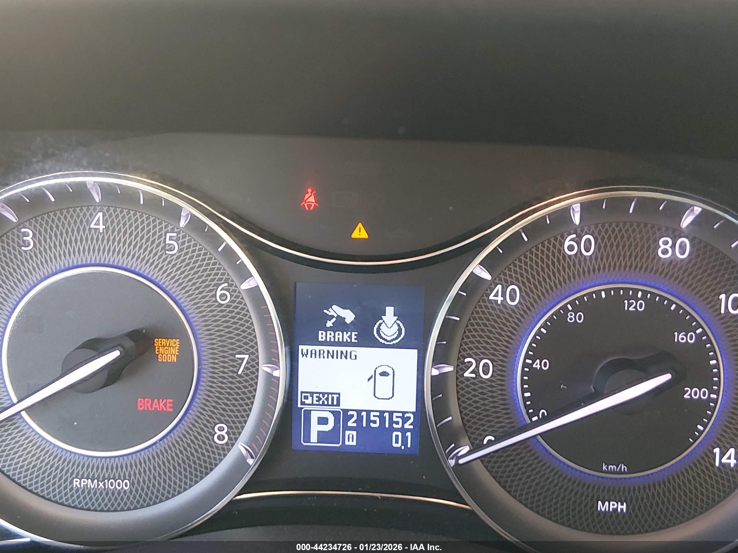 INFINITI QX56 image 7