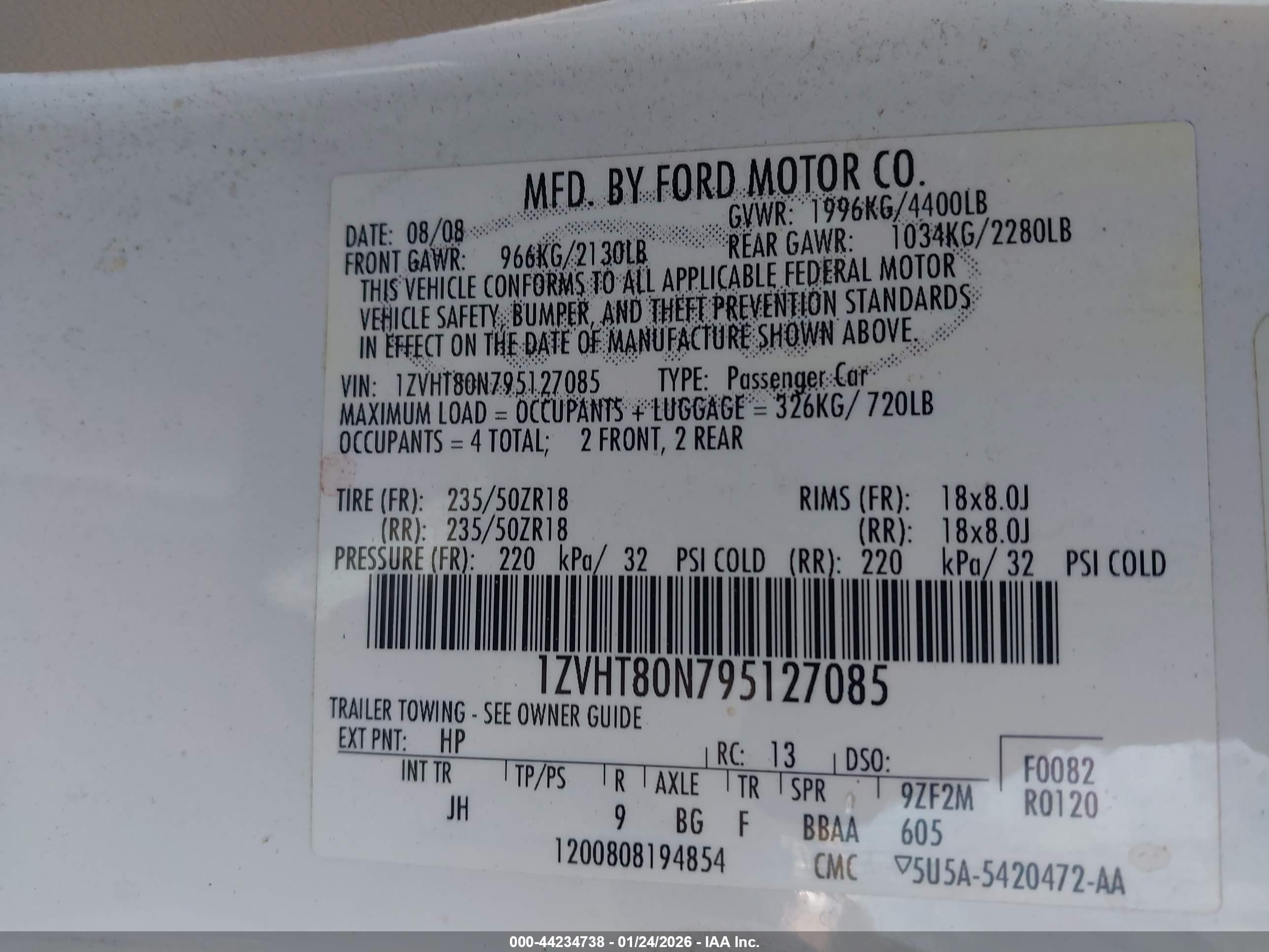 FORD MUSTANG image 9