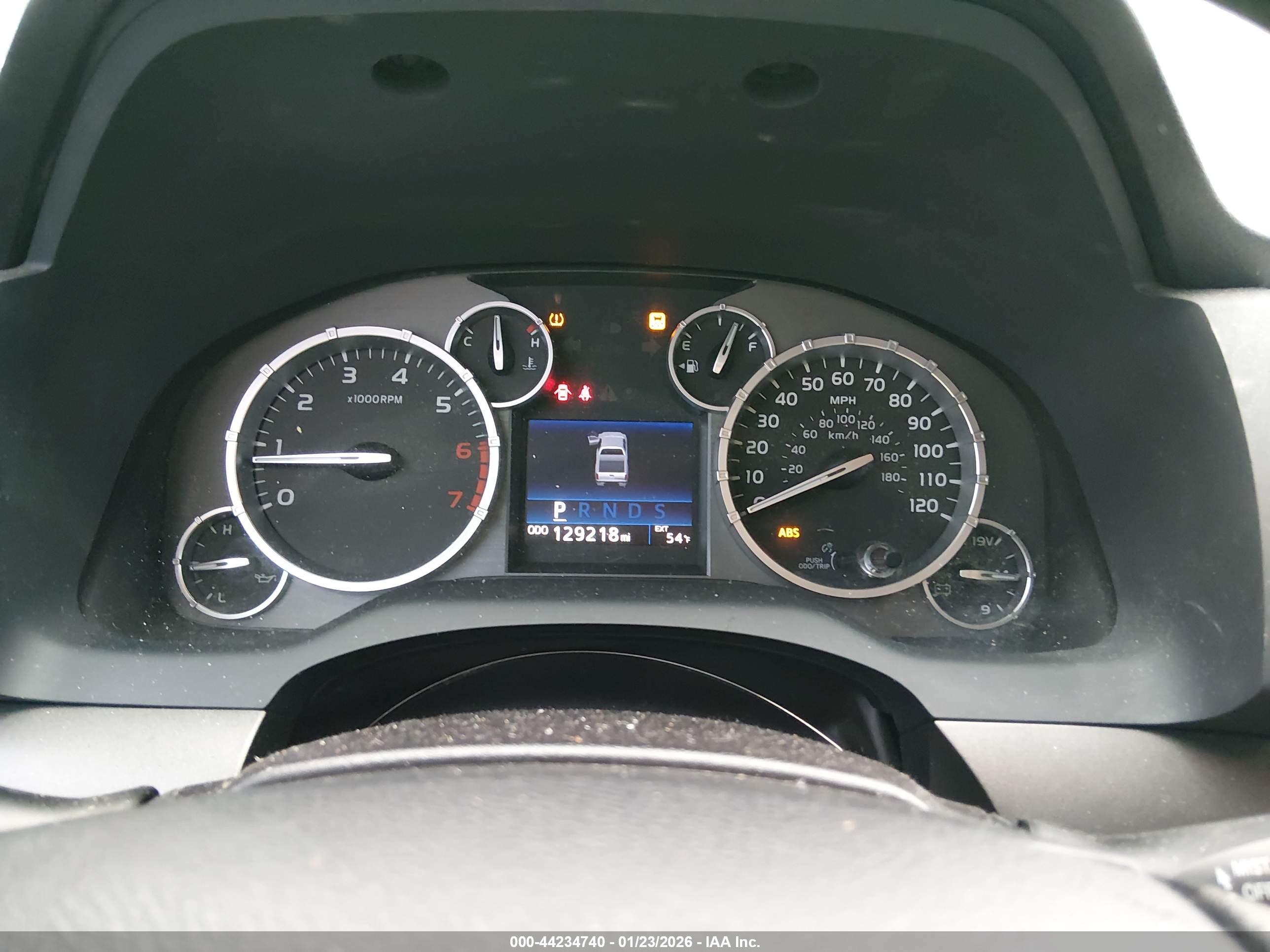 TOYOTA TUNDRA image 7