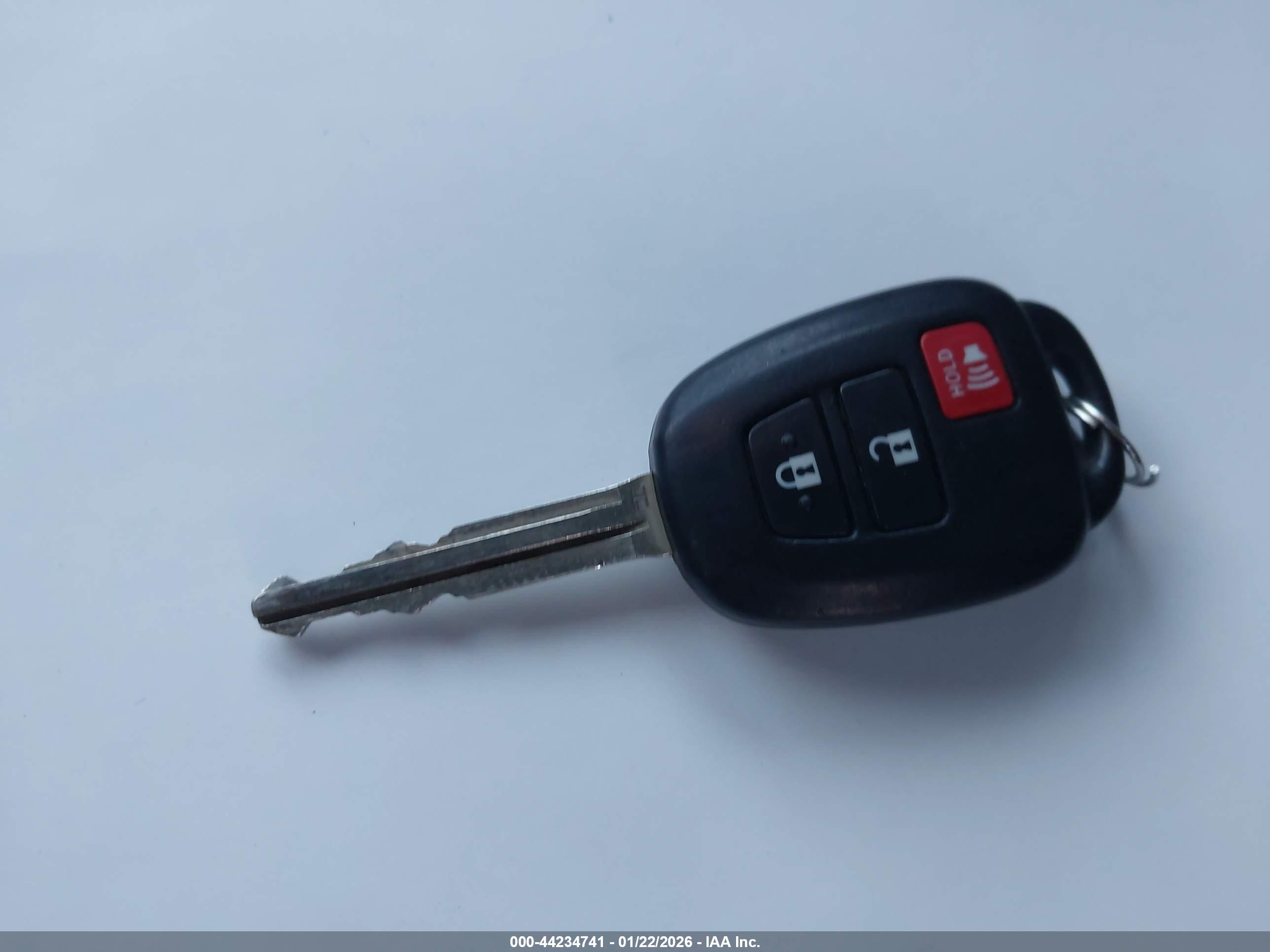 TOYOTA RAV4 image 11