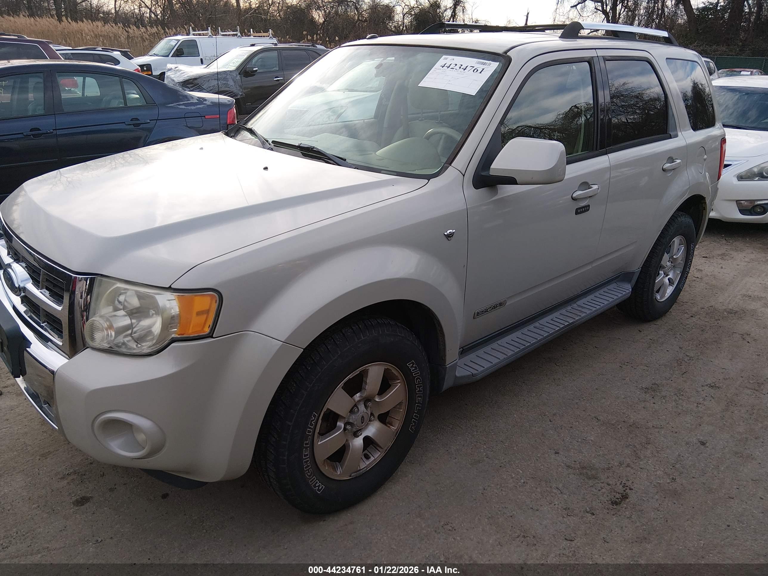 FORD ESCAPE image 2