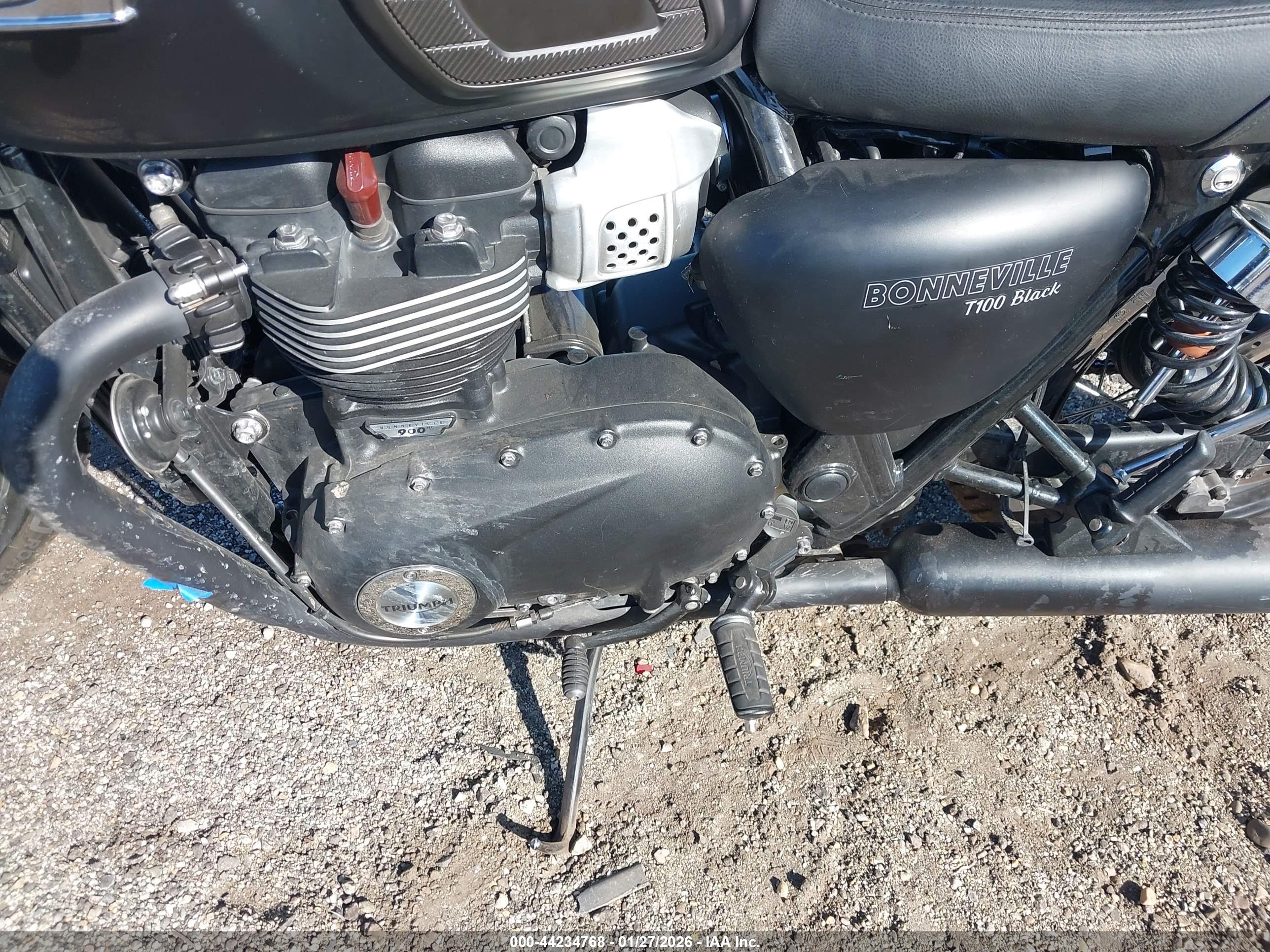 TRIUMPH MOTORCYCLE image 9