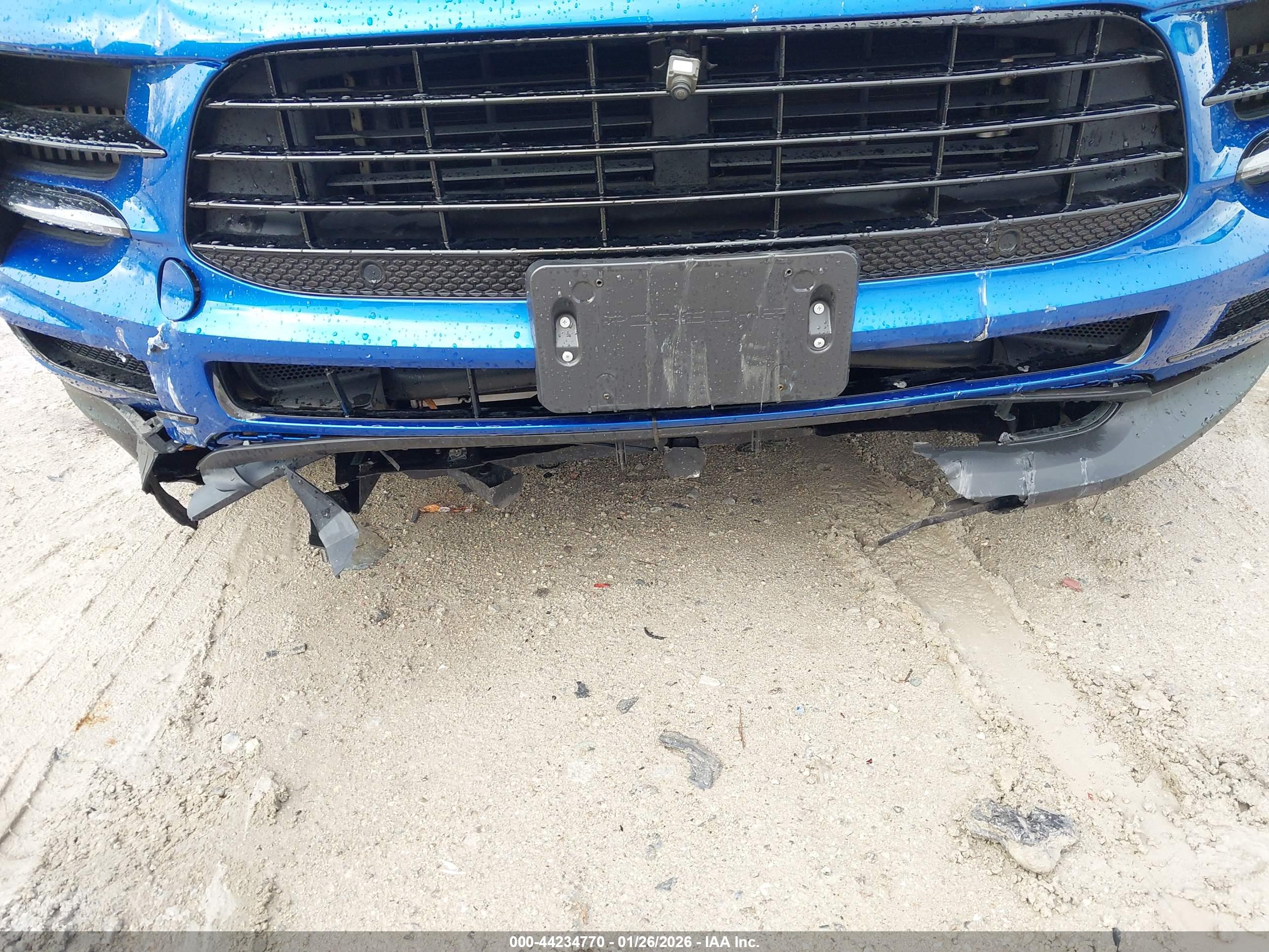 PORSCHE MACAN image 6
