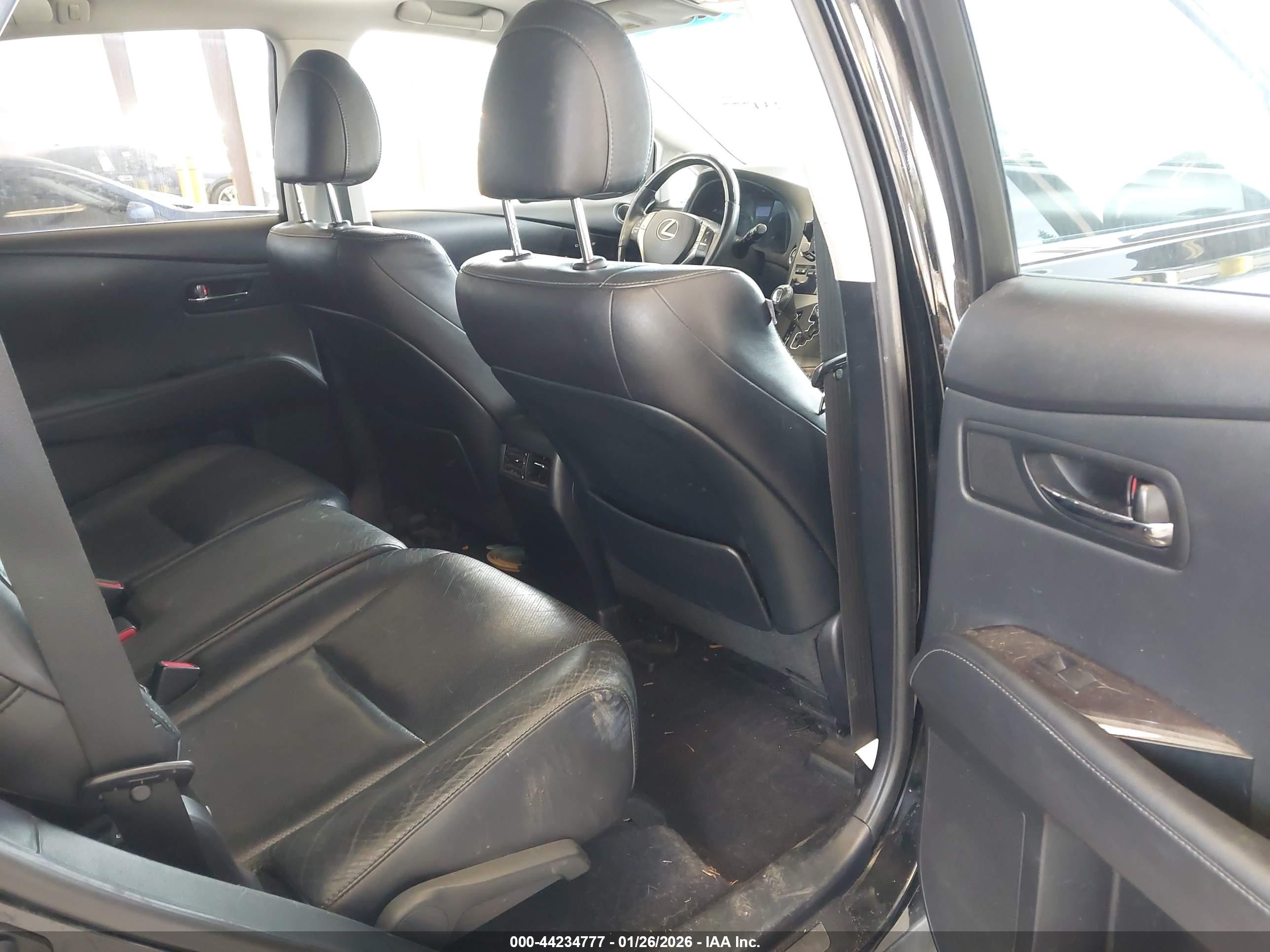 LEXUS RX image 8