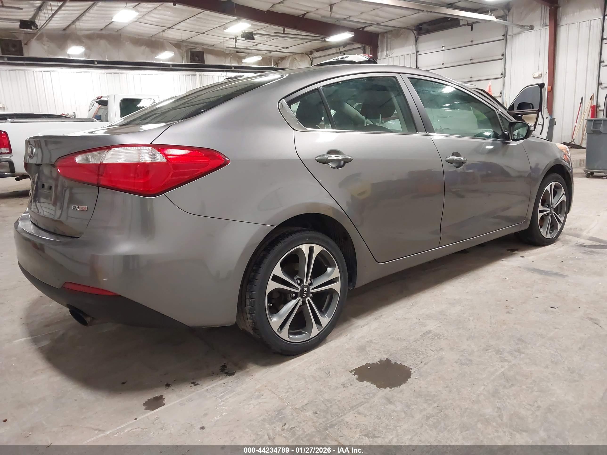KIA FORTE image 4