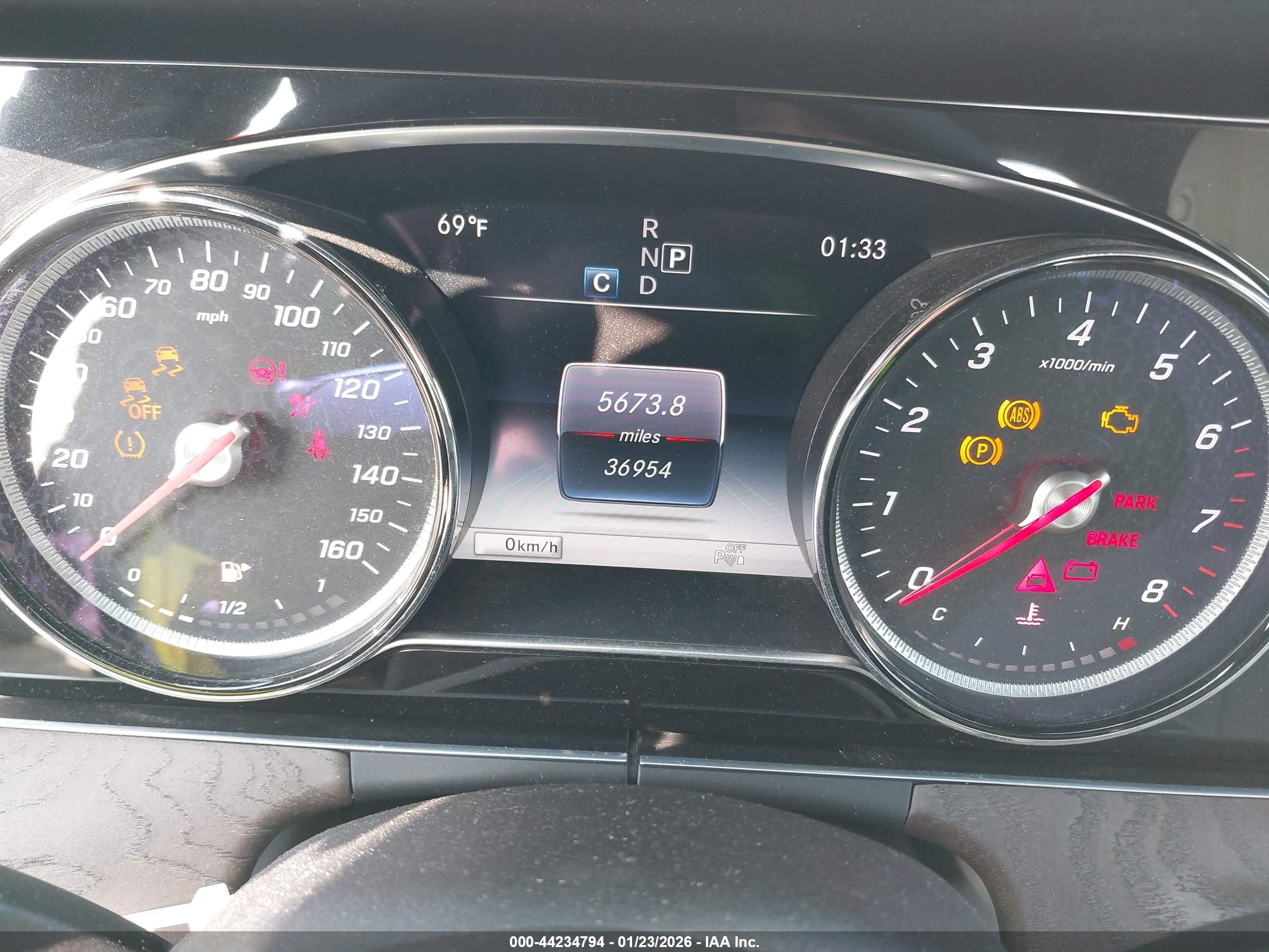 MERCEDES-BENZ E image 7