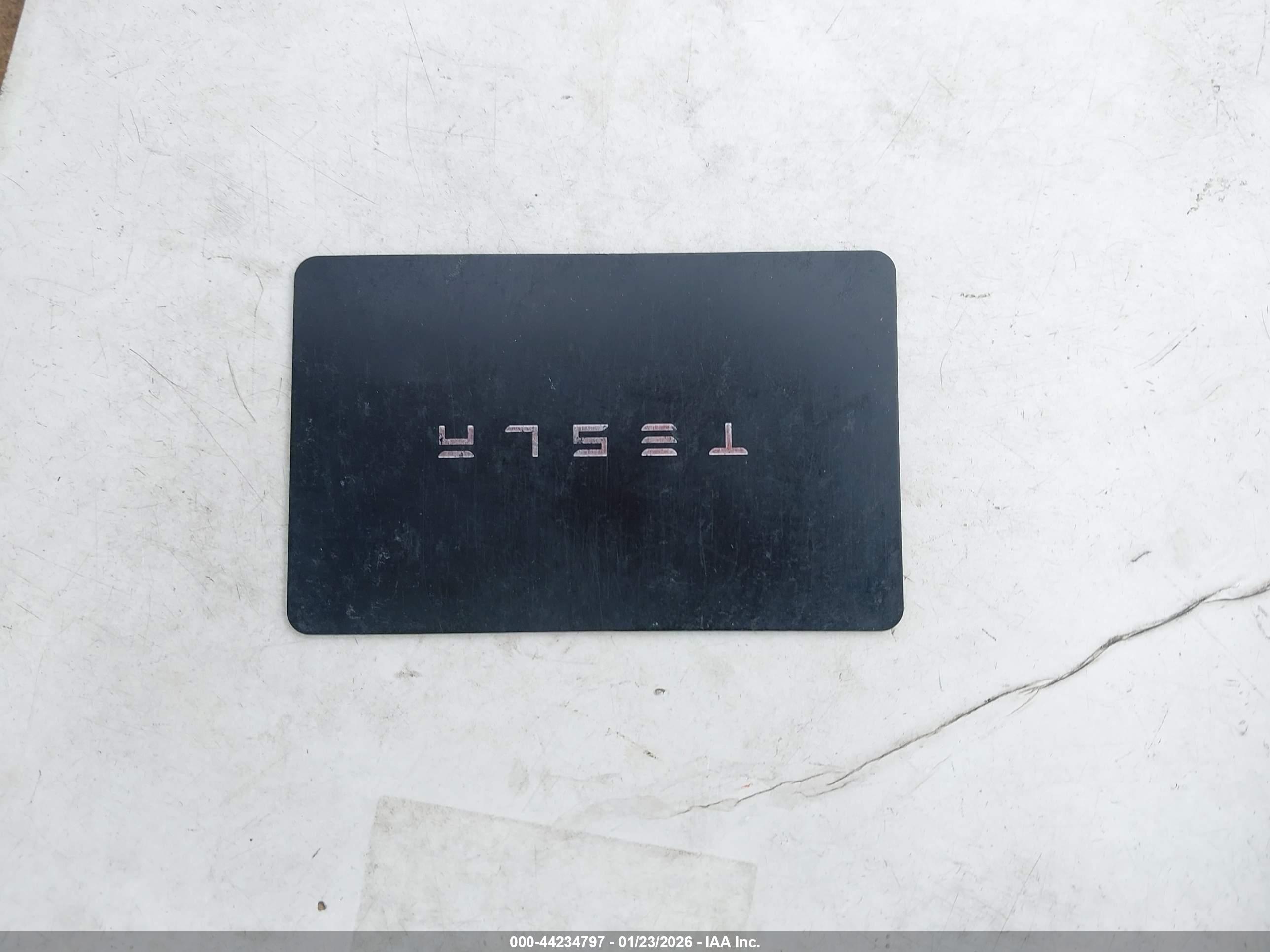 TESLA MODEL image 11