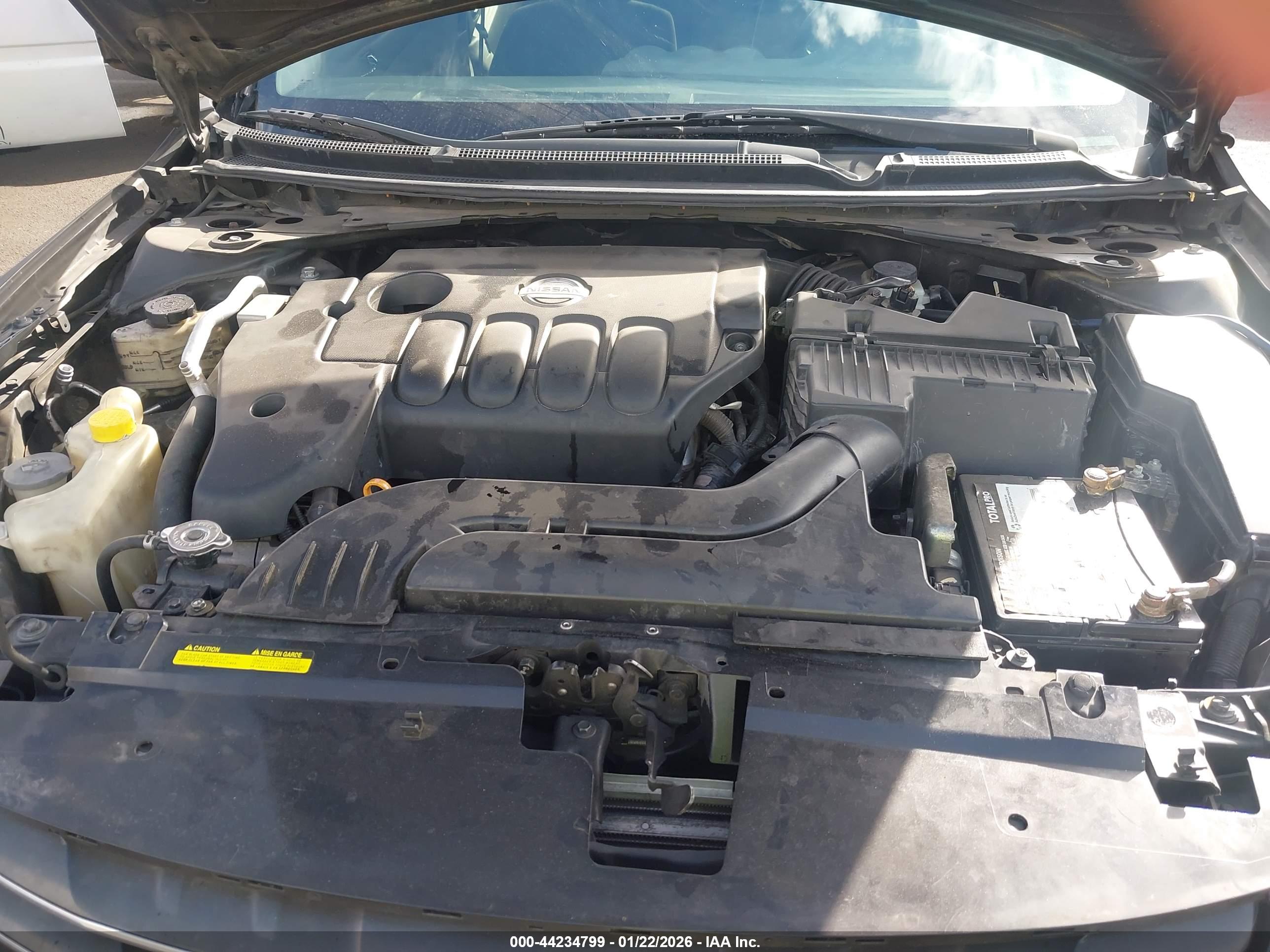NISSAN ALTIMA image 10