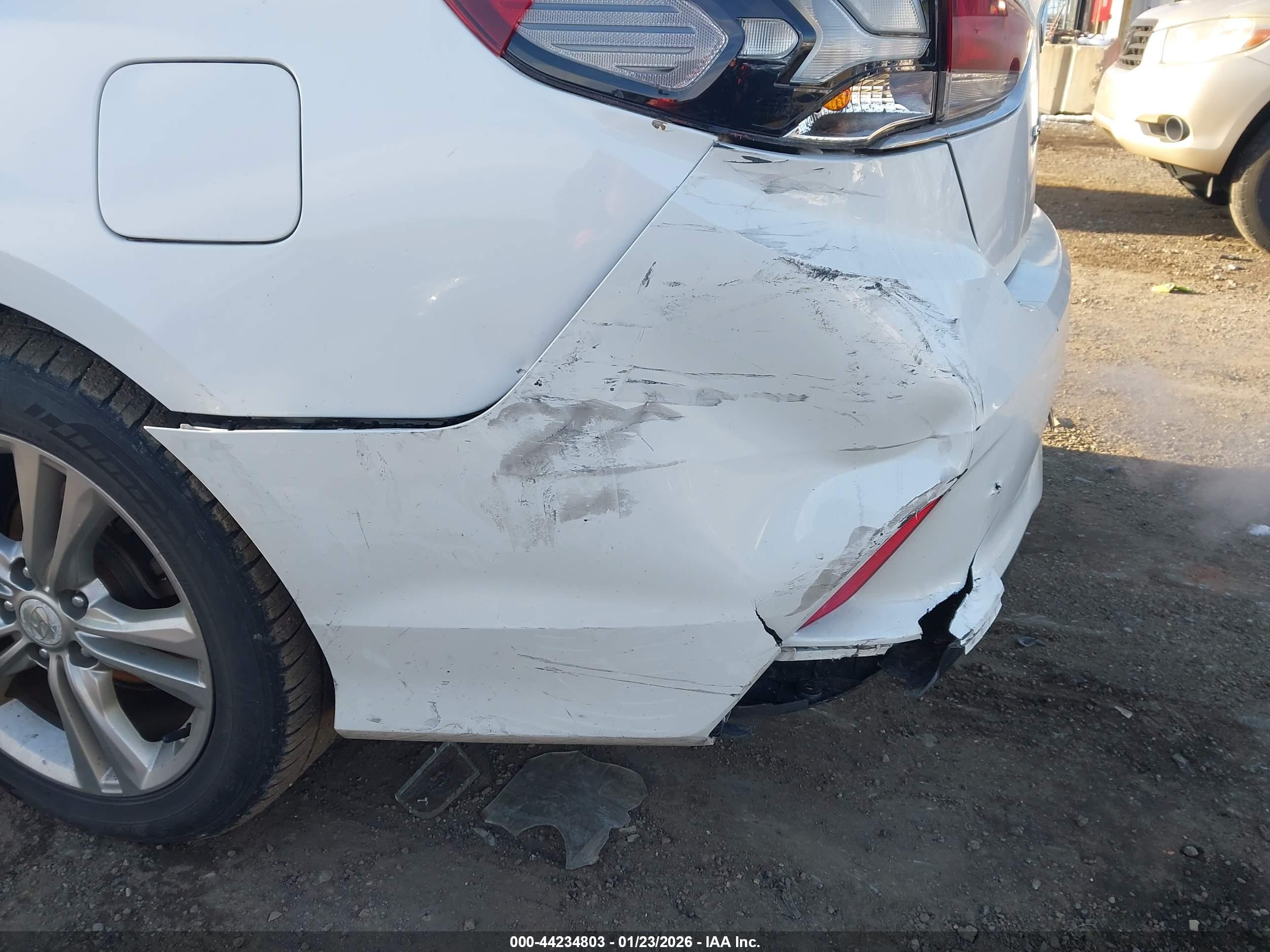 HYUNDAI SONATA image 6