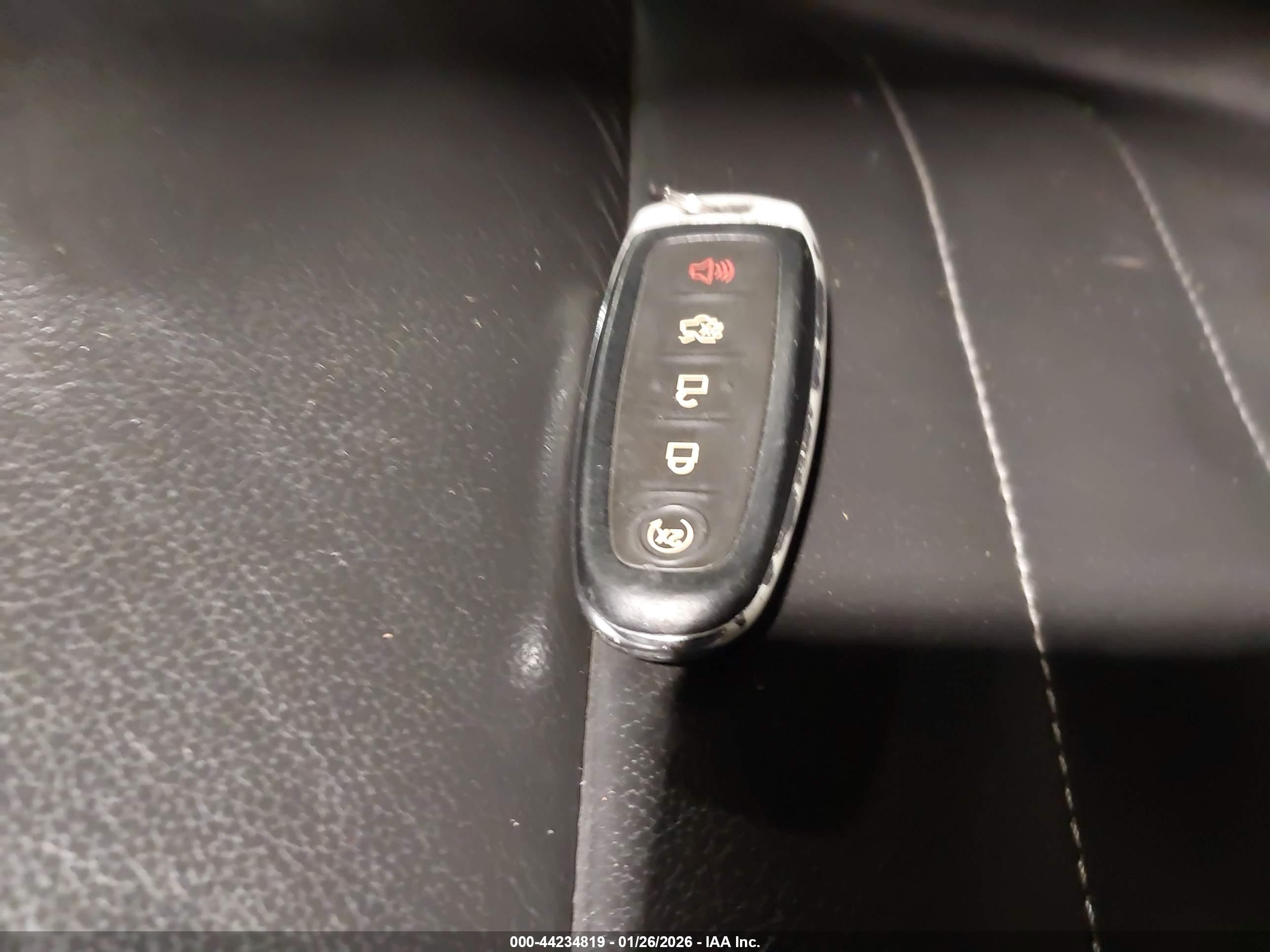 FORD ESCAPE image 11