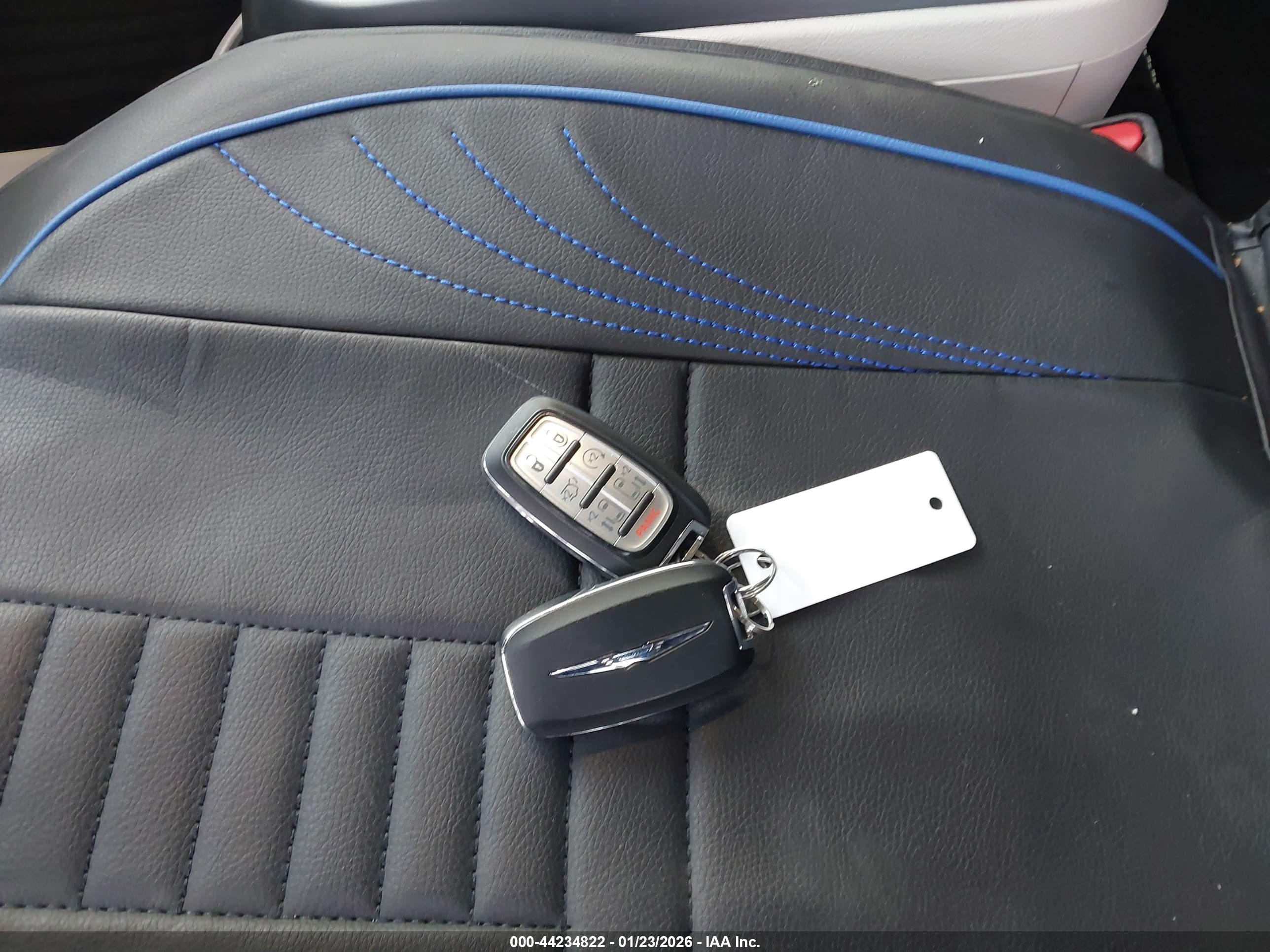 CHRYSLER PACIFICA image 11