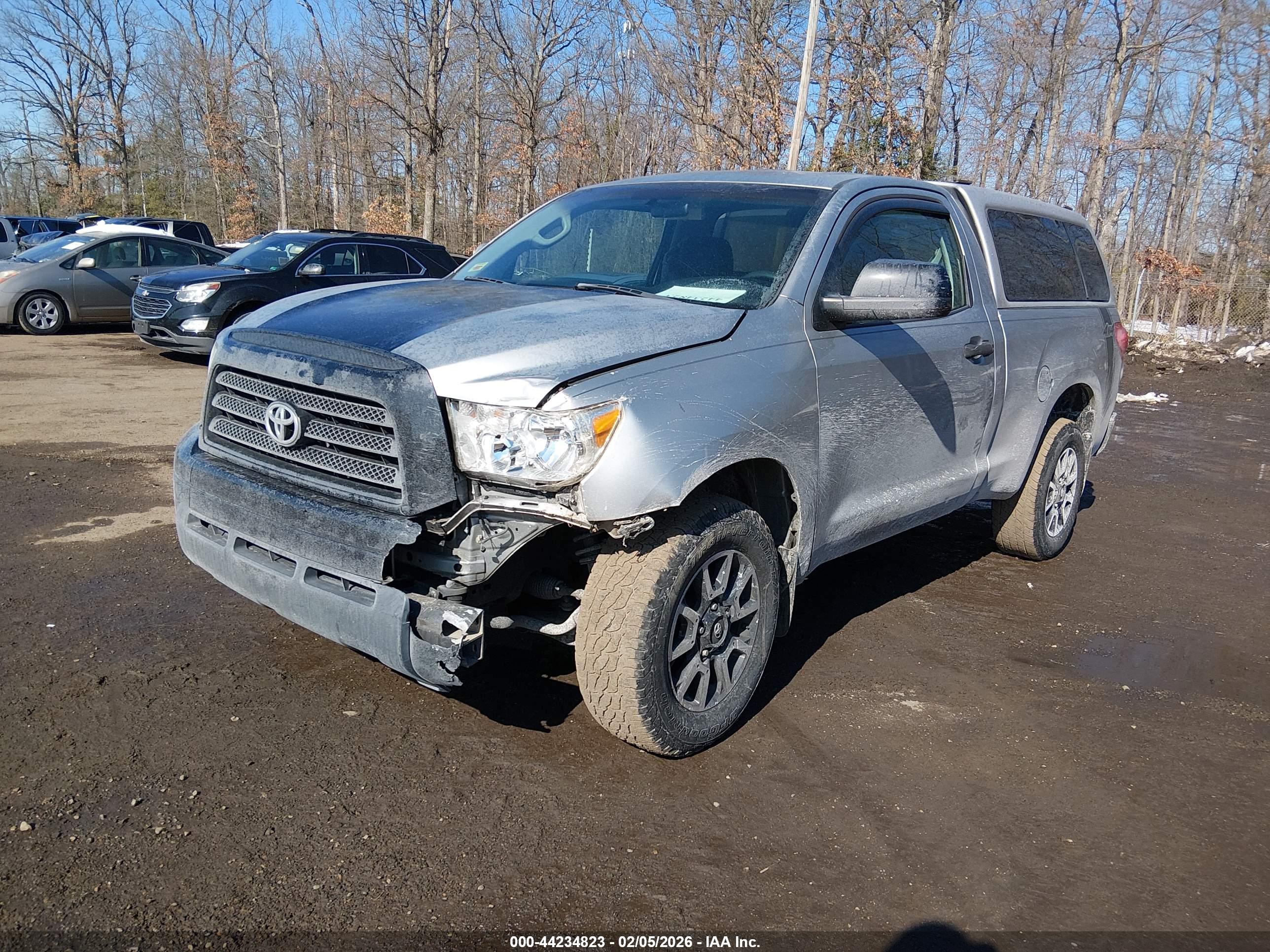 TOYOTA TUNDRA image 2