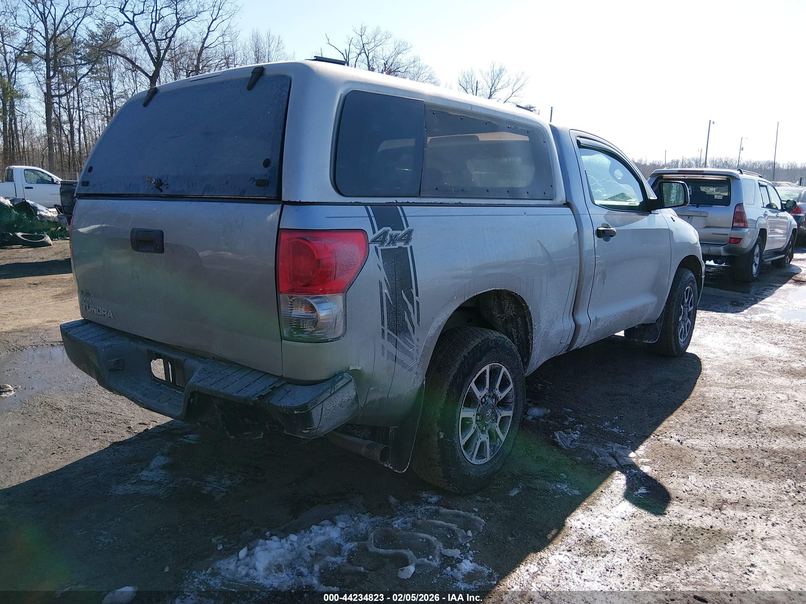 TOYOTA TUNDRA image 4