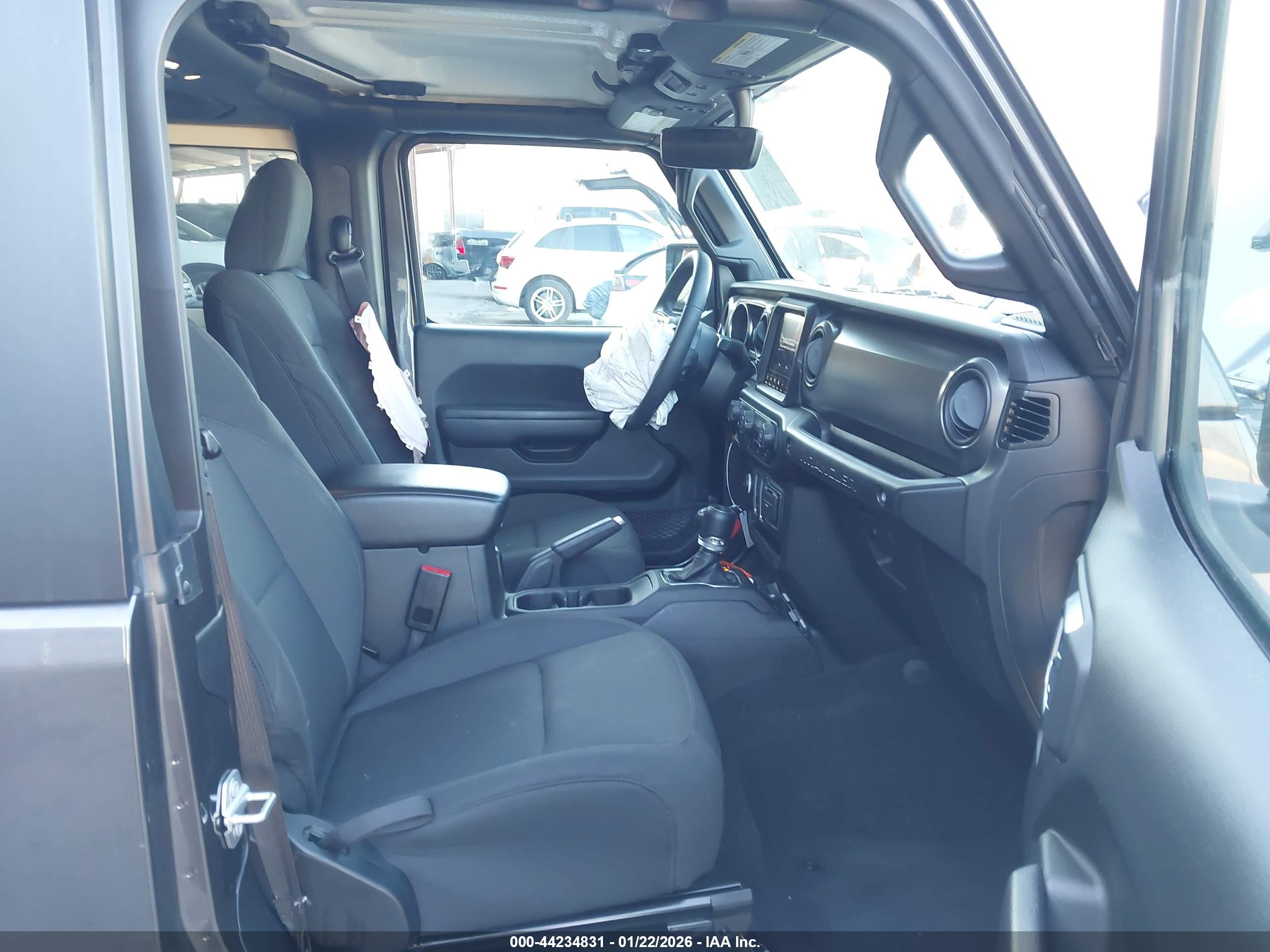 JEEP WRANGLER image 5