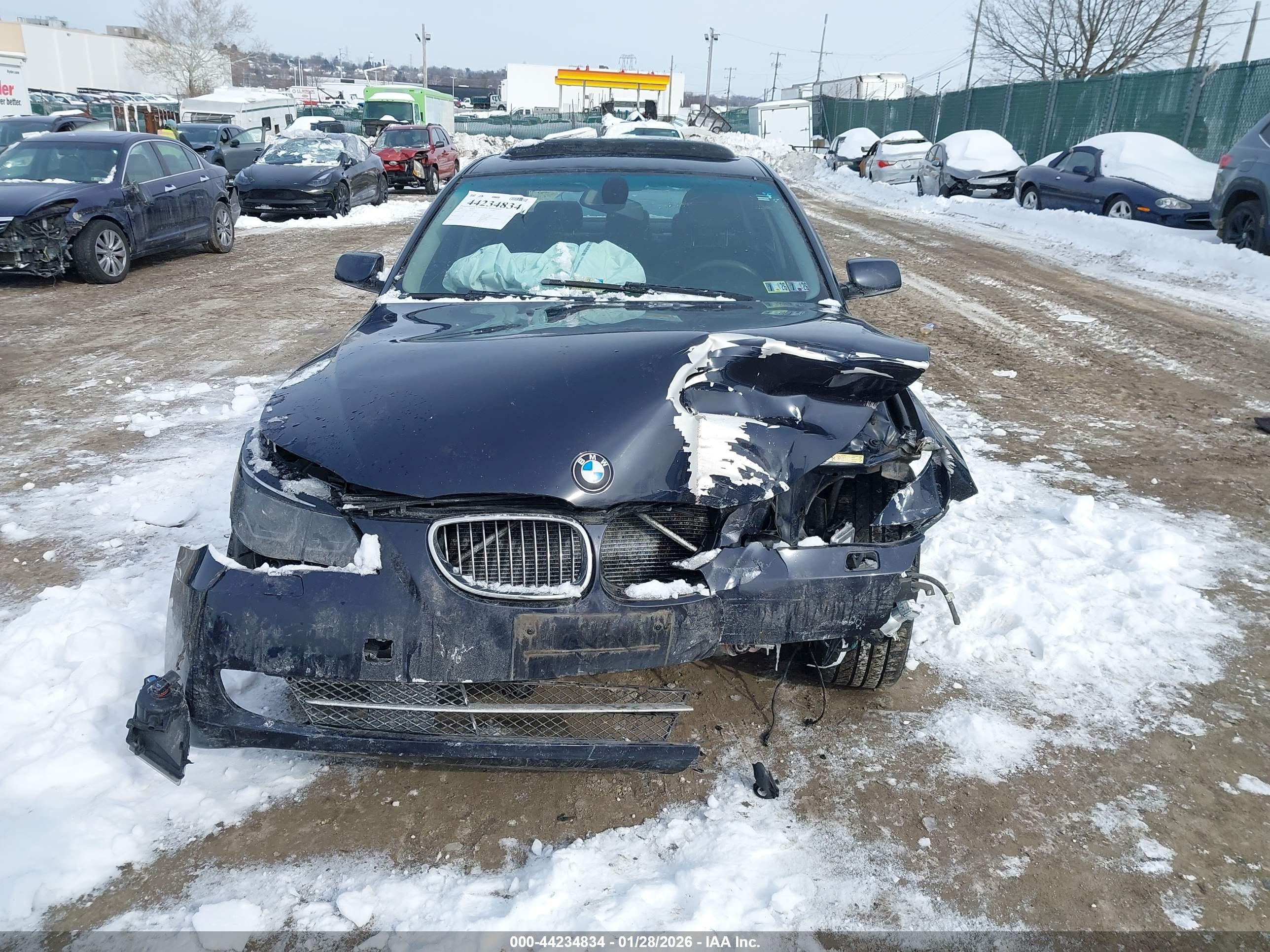 BMW 535XI image 6