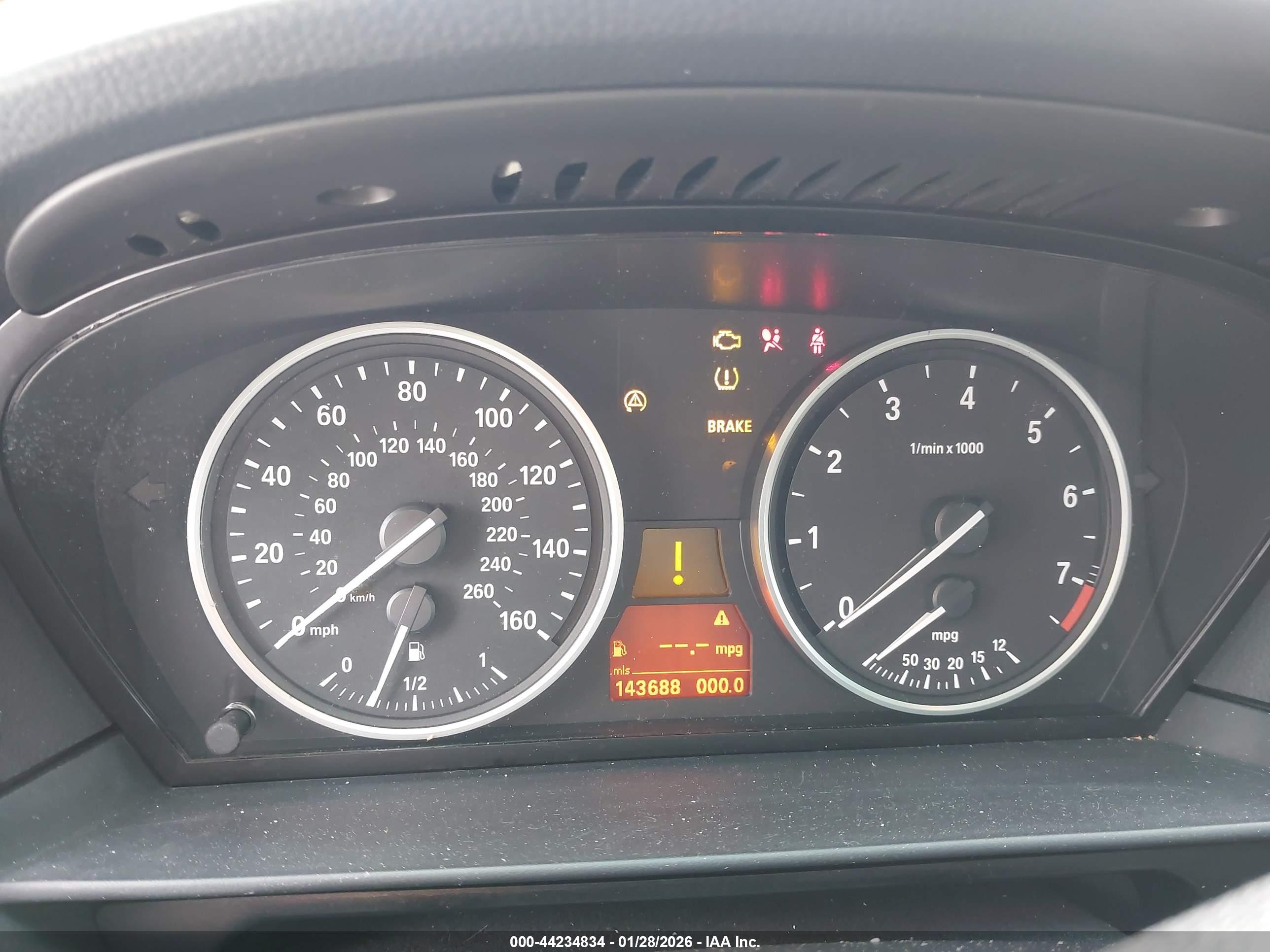 BMW 535XI image 7