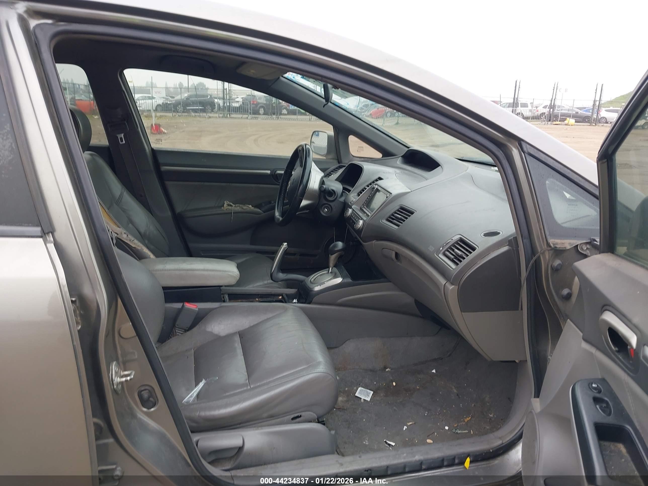 HONDA CIVIC image 5