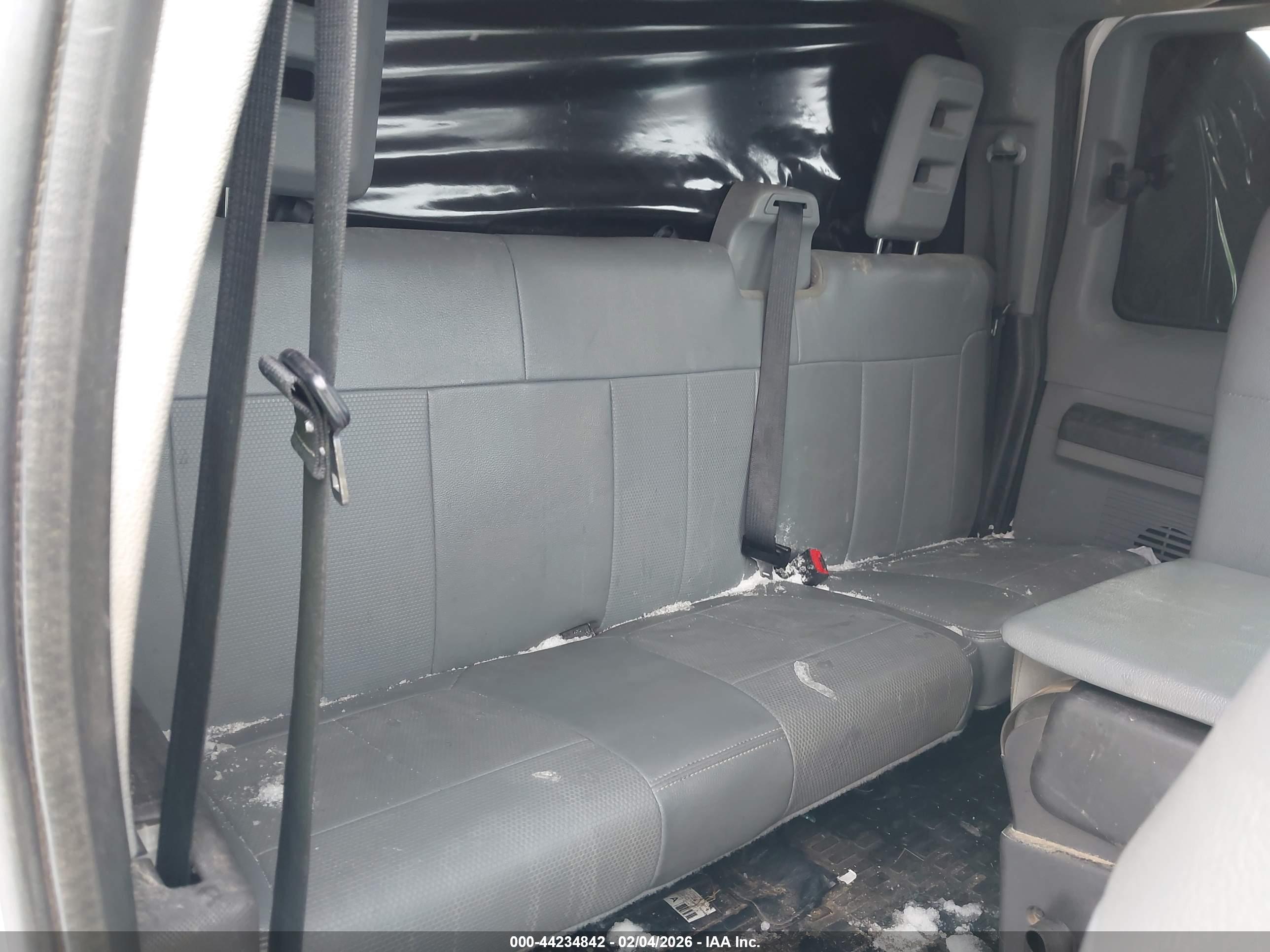 FORD F-250 image 8