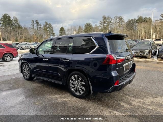 LEXUS LX image 3