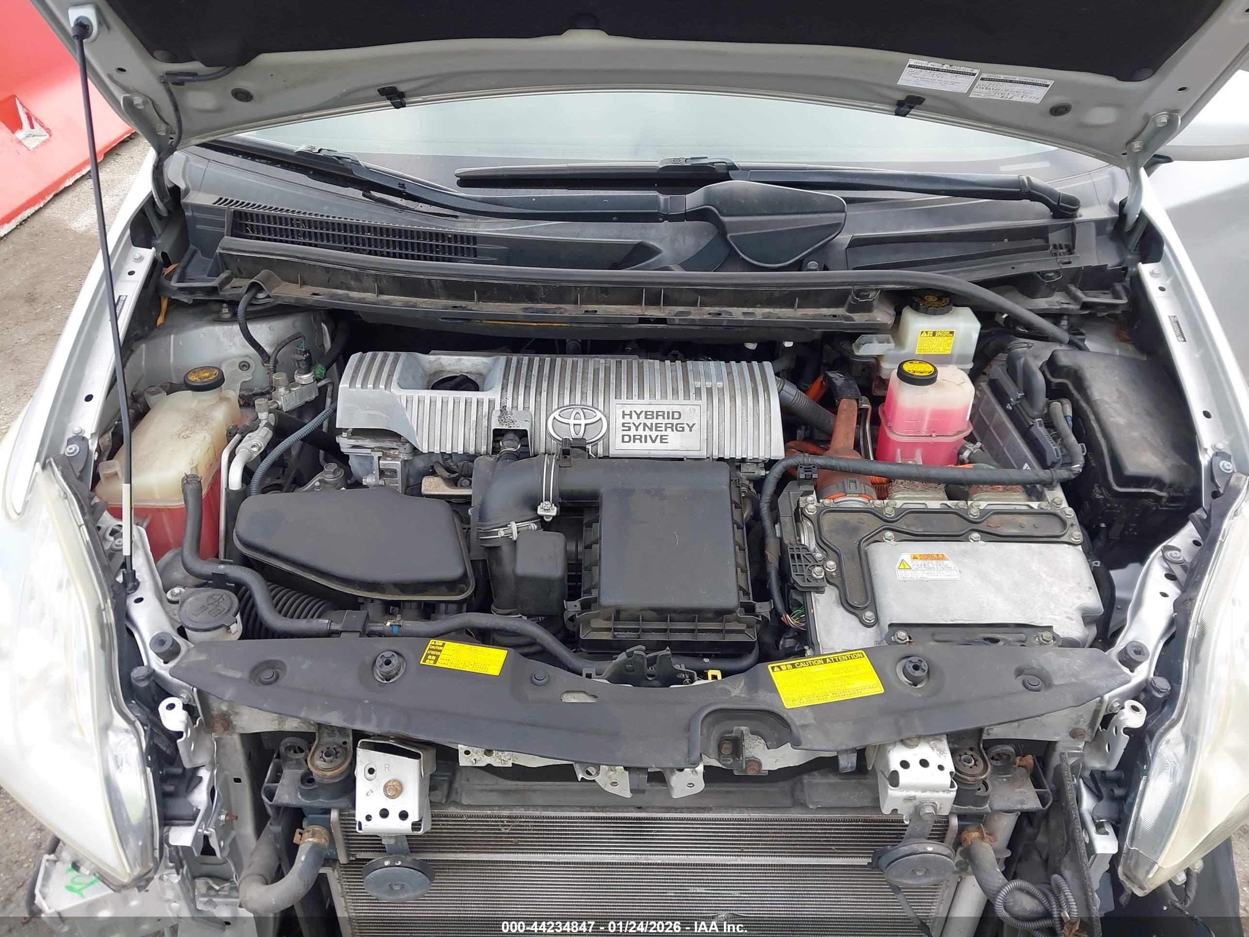 TOYOTA PRIUS image 10
