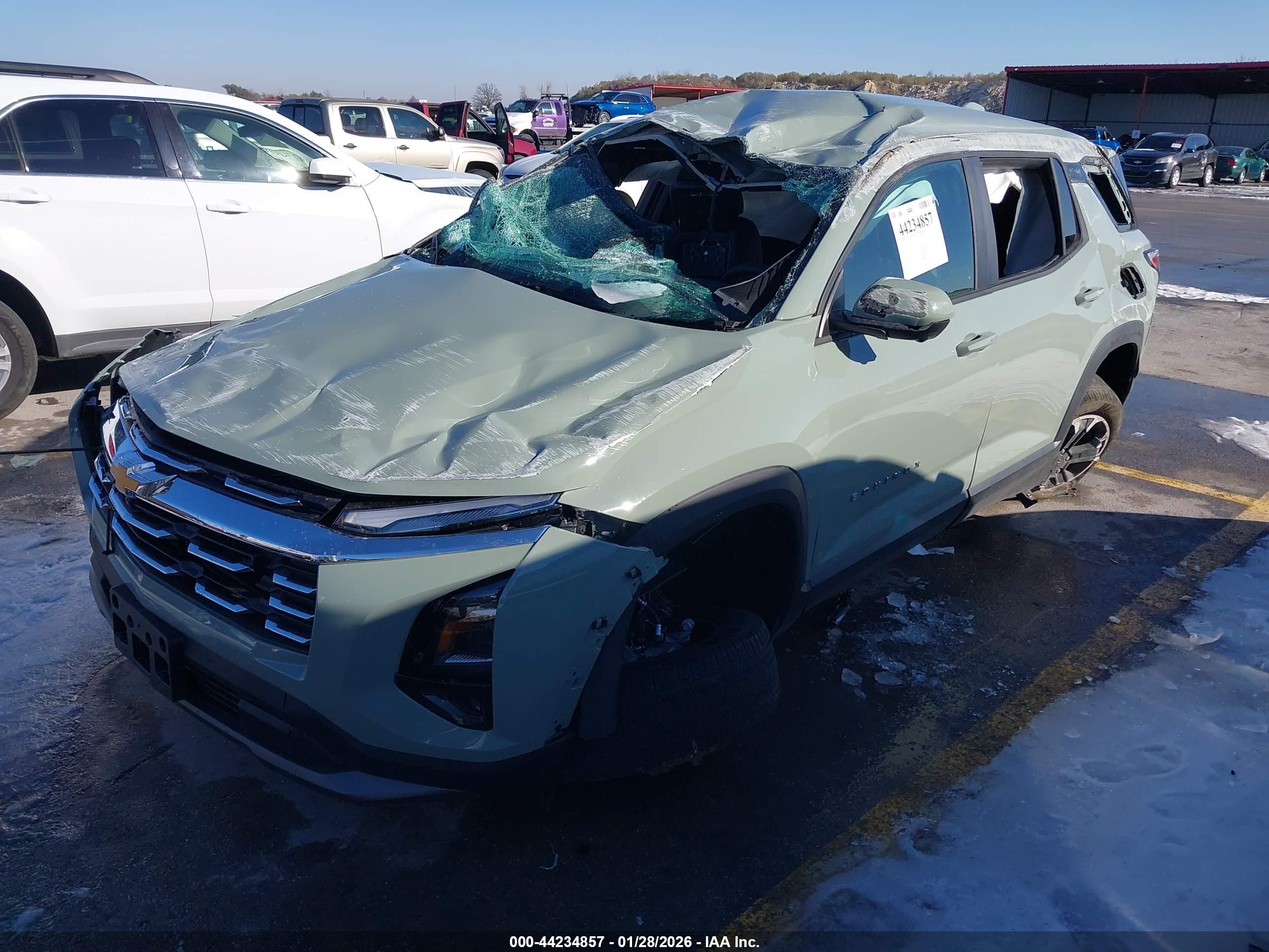 CHEVROLET EQUINOX image 2