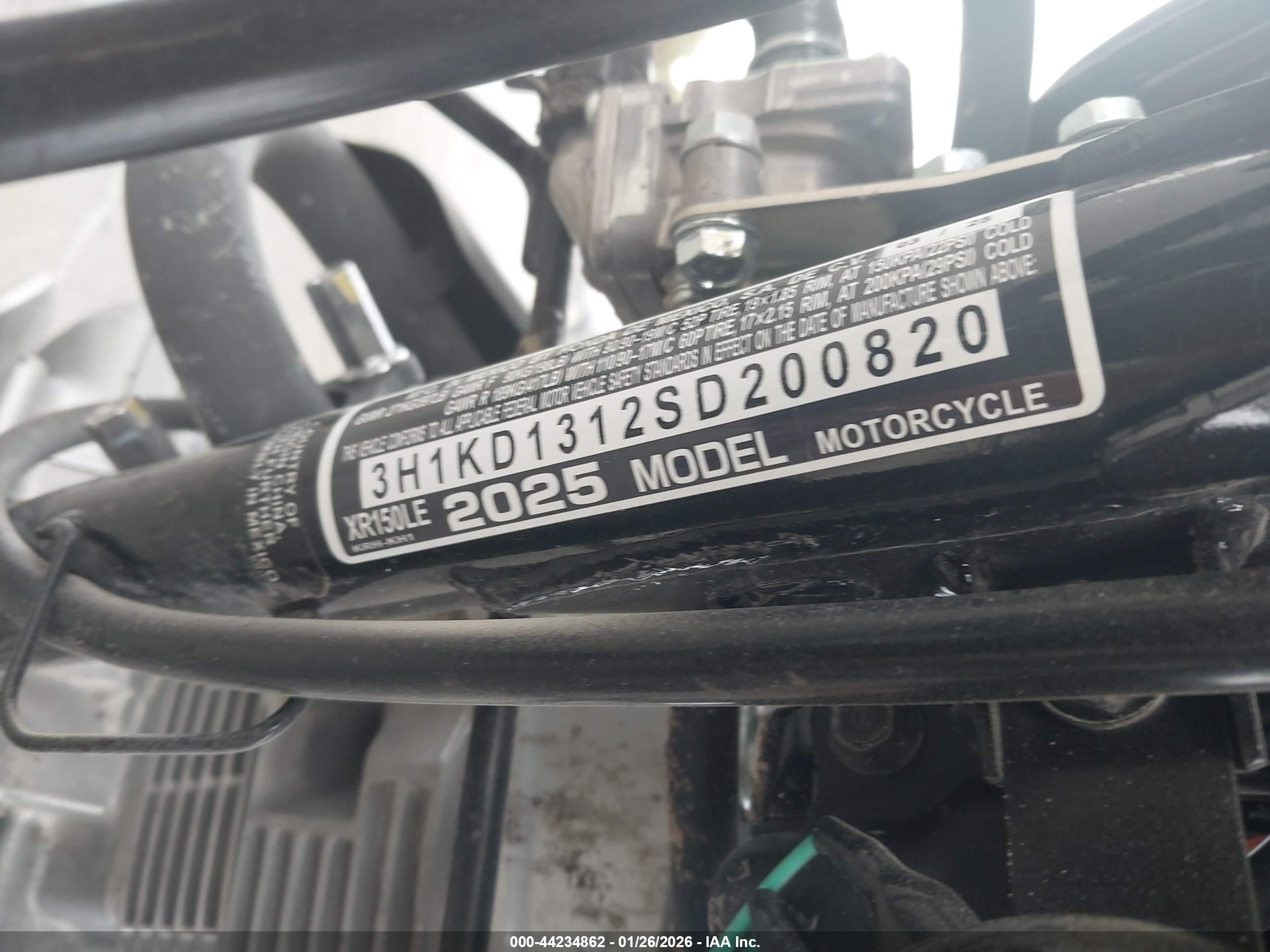 HONDA XR150L image 10
