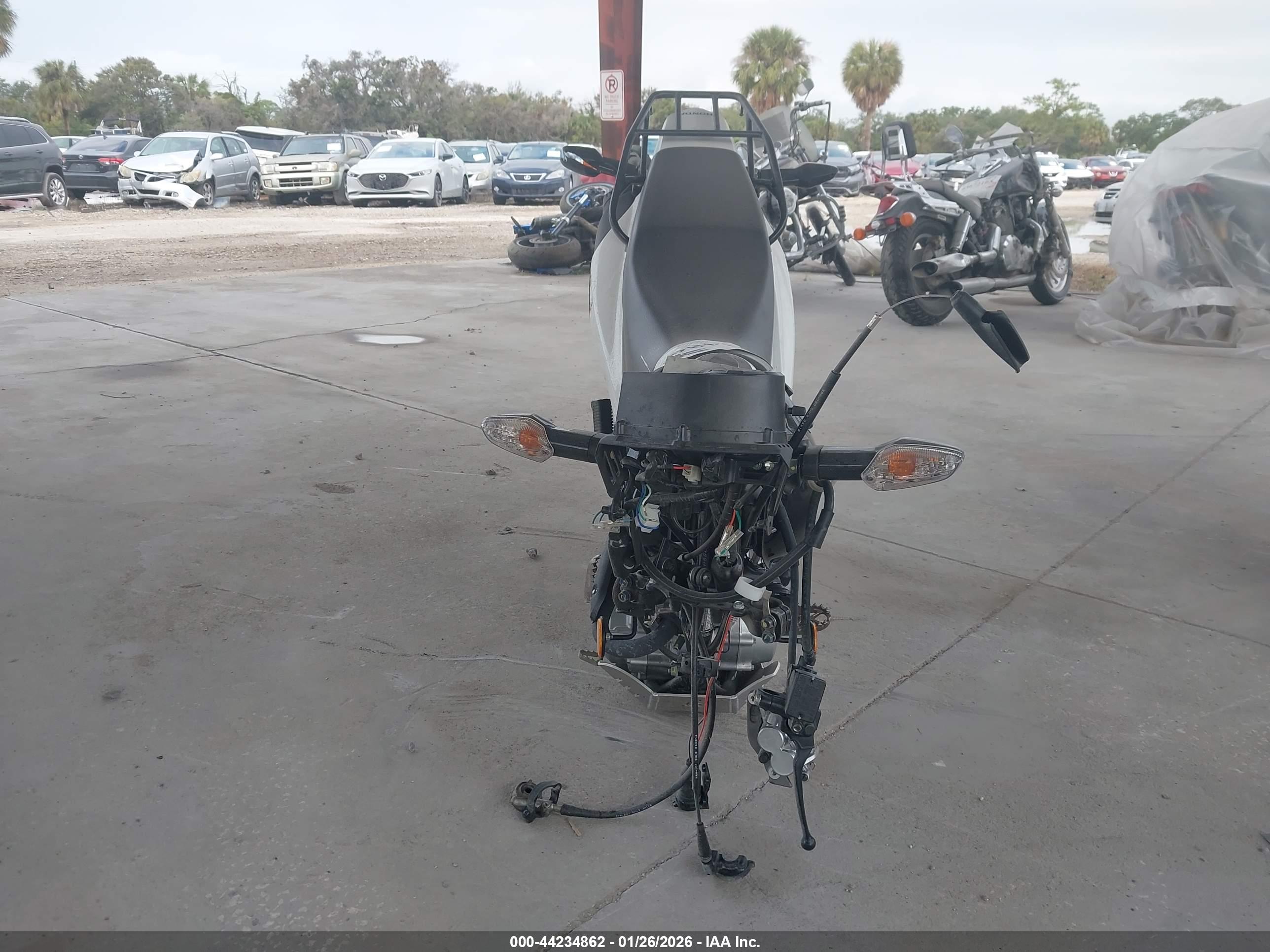 HONDA XR150L image 5