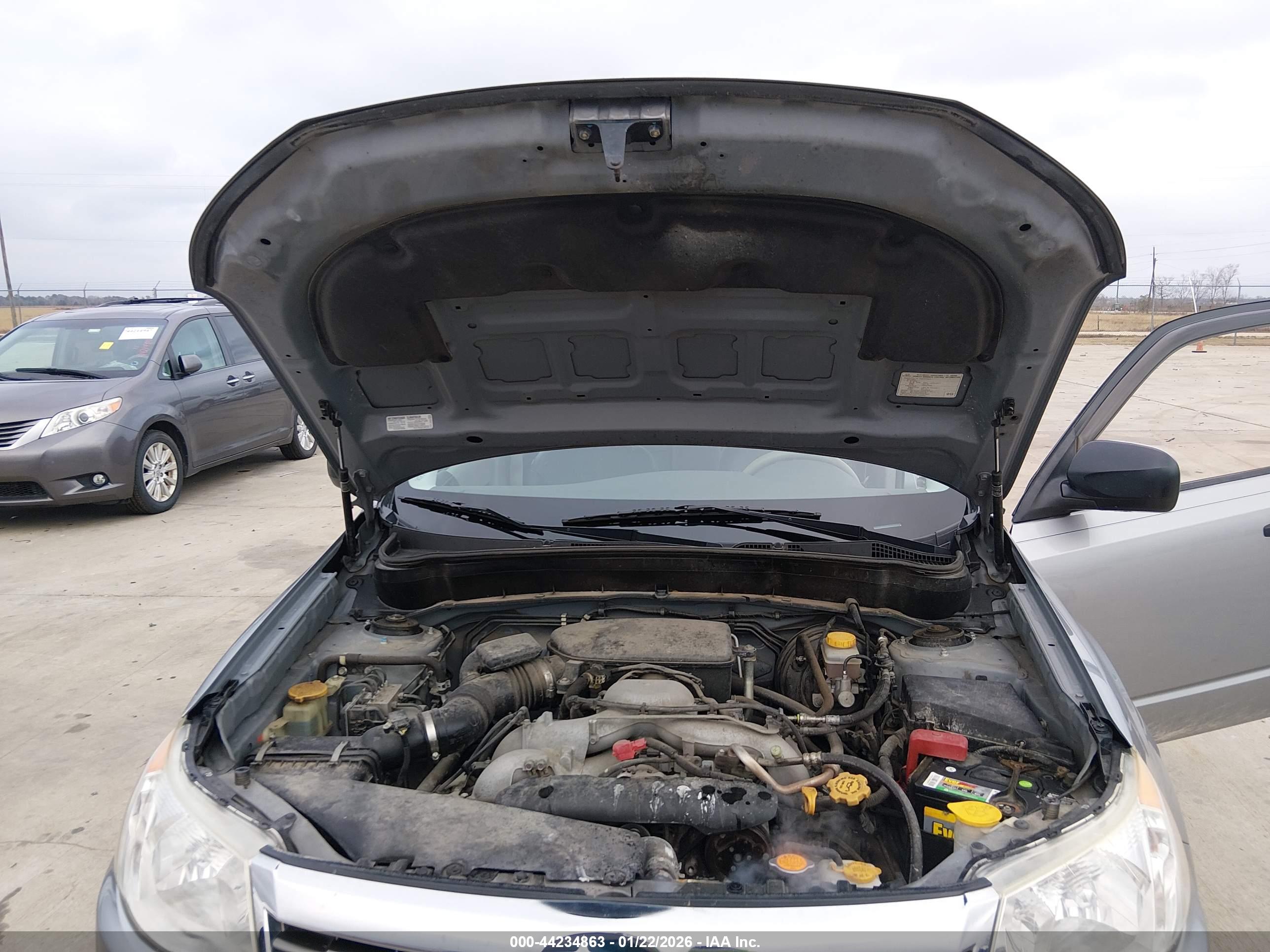 SUBARU FORESTER image 10