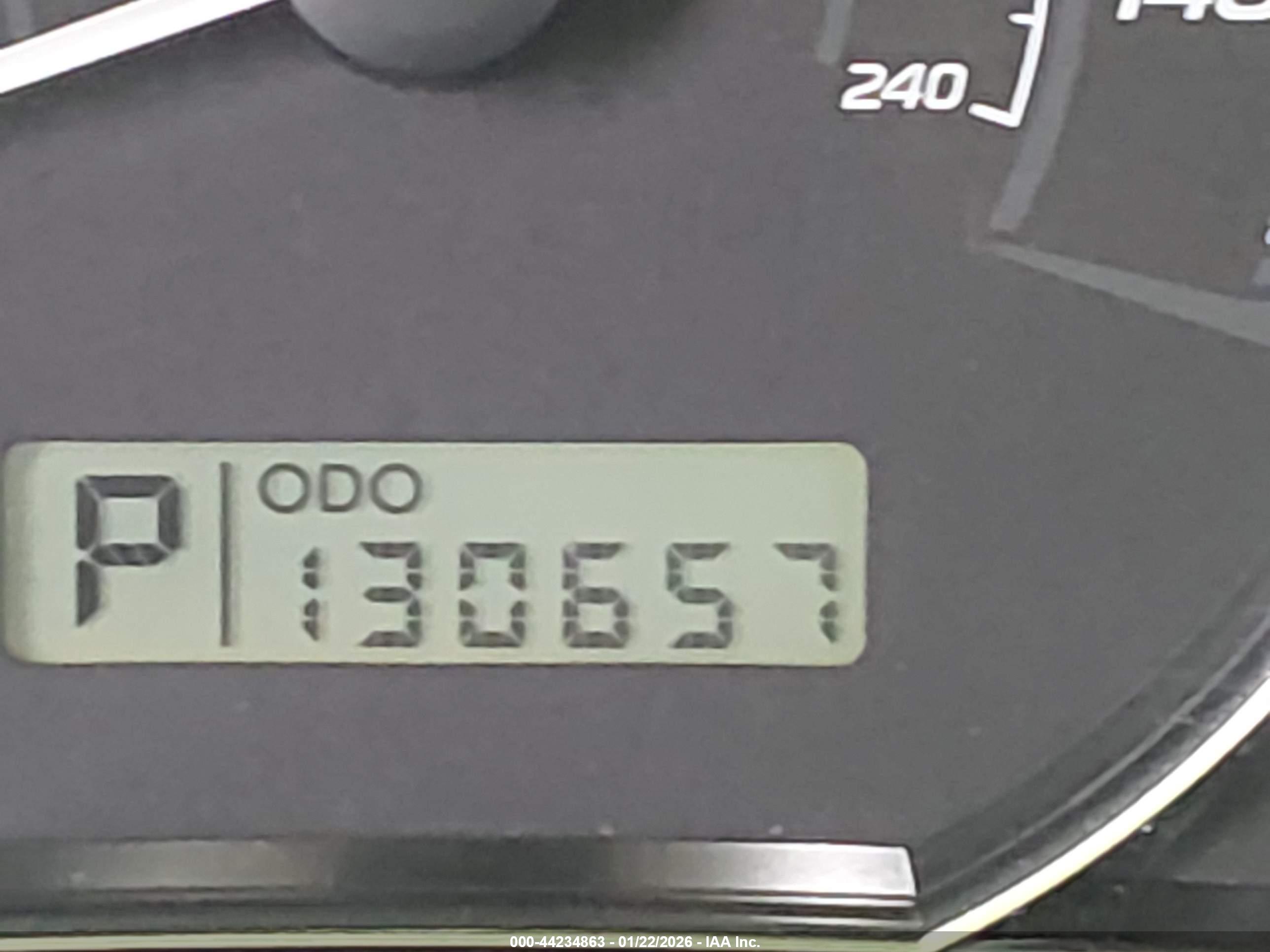 SUBARU FORESTER image 7
