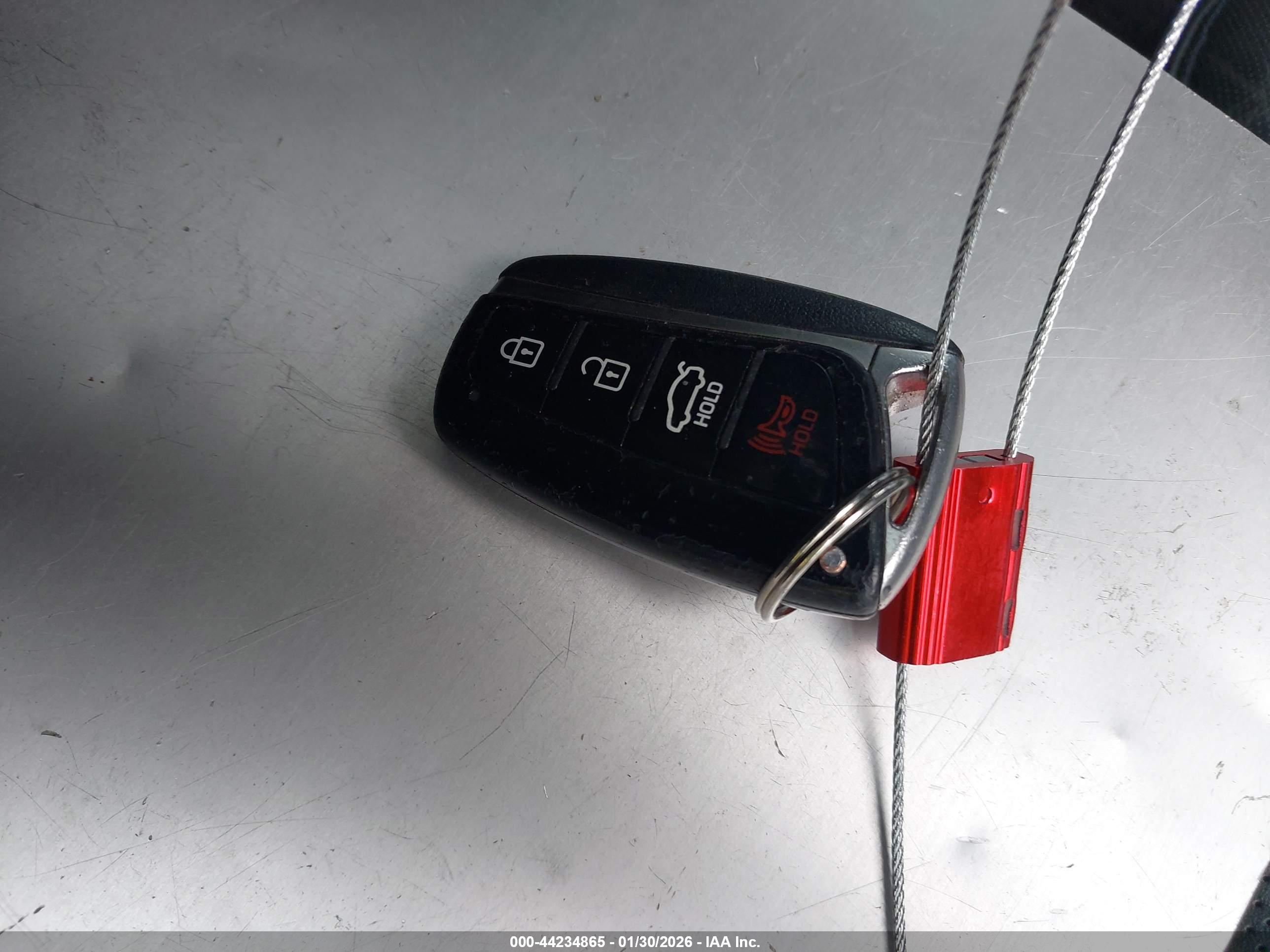 HYUNDAI GENESIS image 11