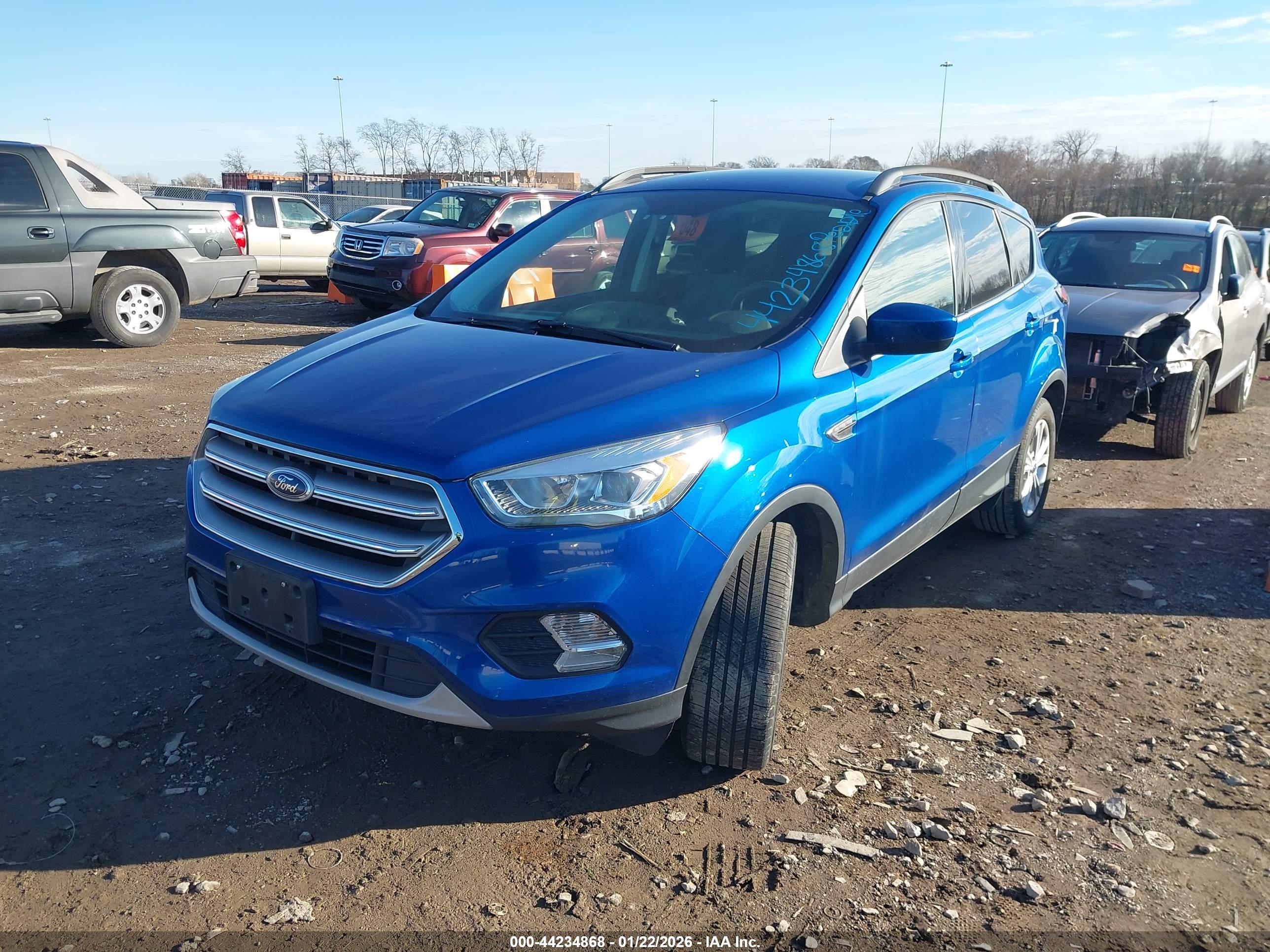 FORD ESCAPE image 2