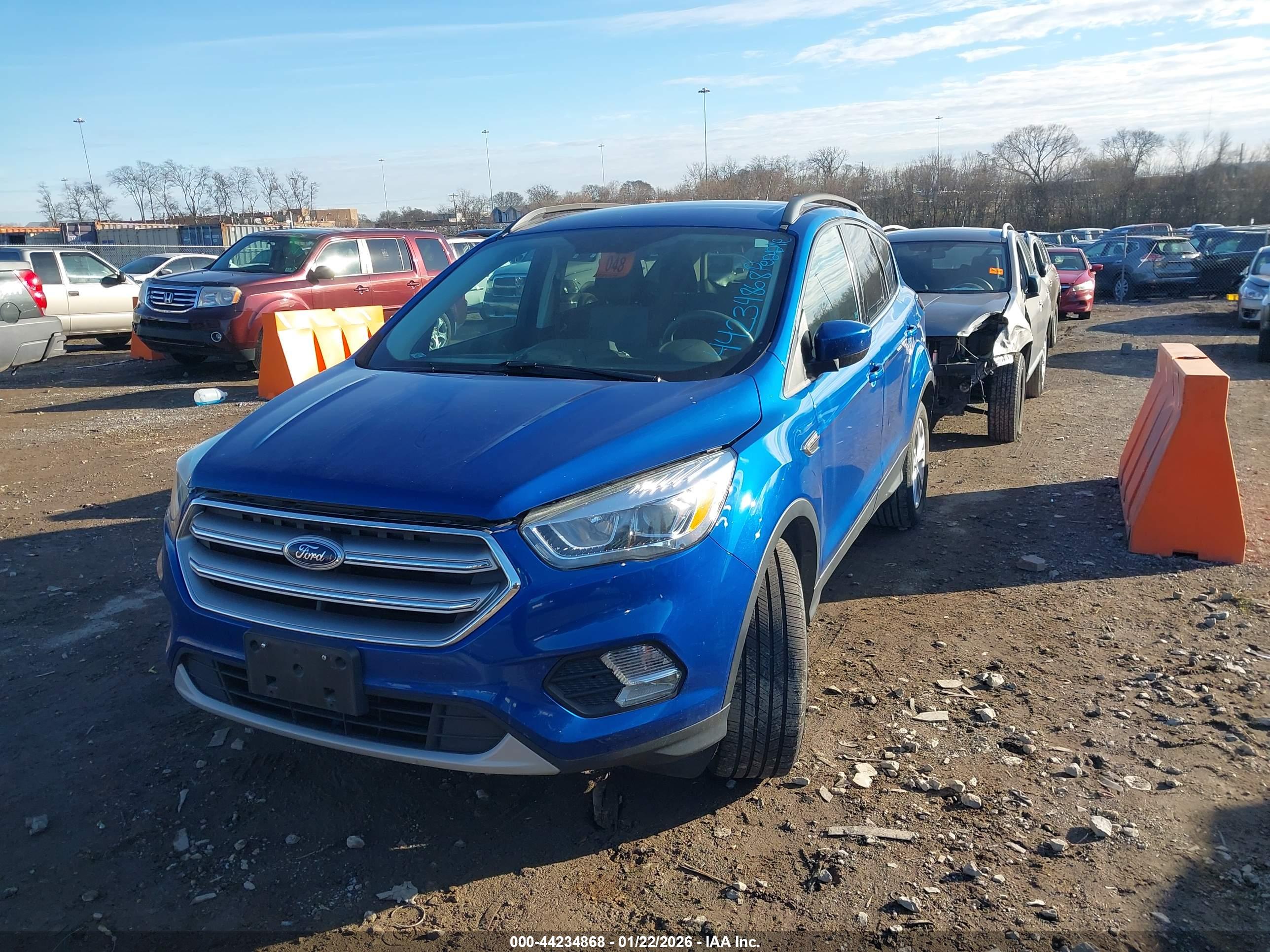 FORD ESCAPE image 6