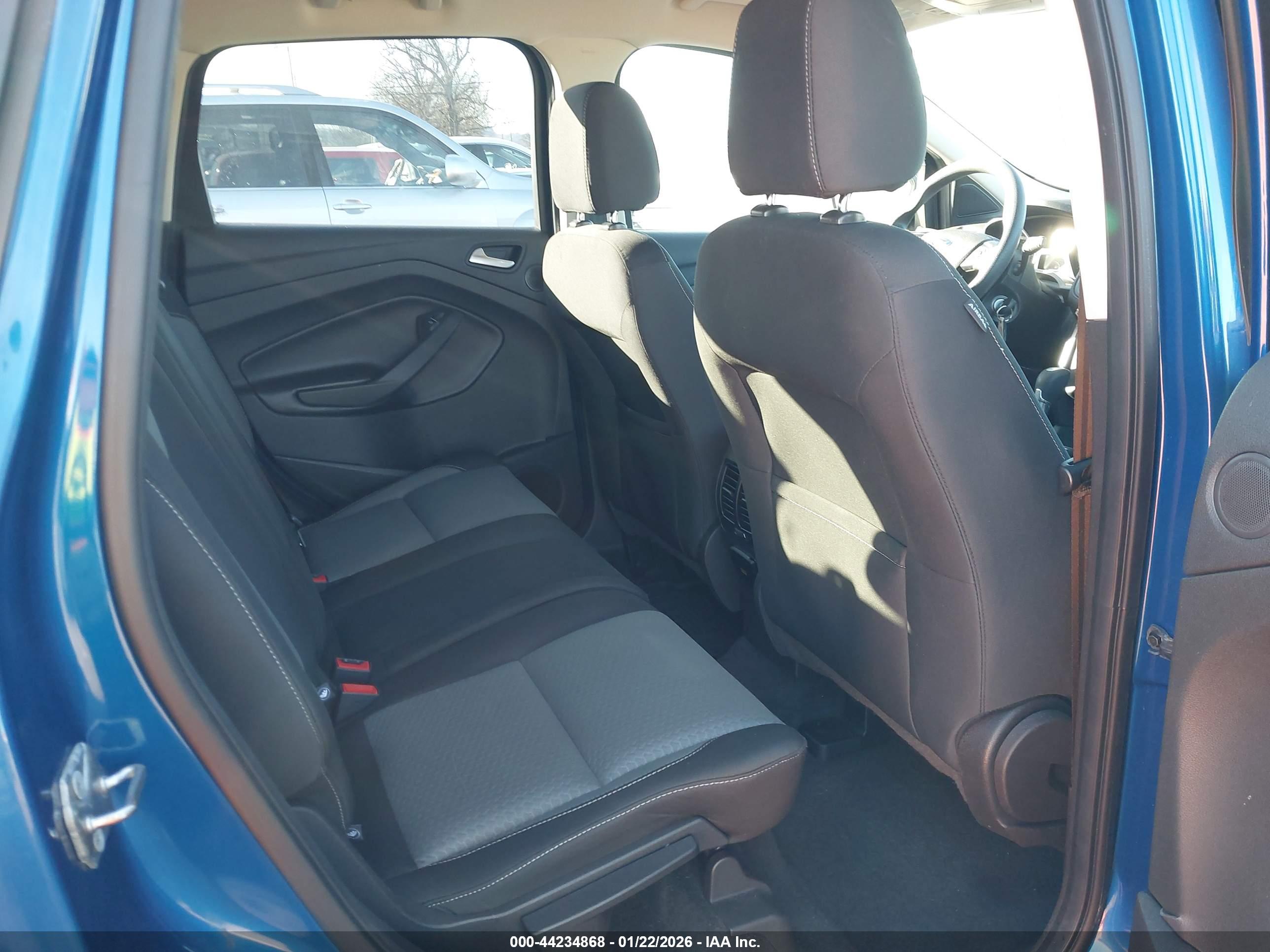 FORD ESCAPE image 8