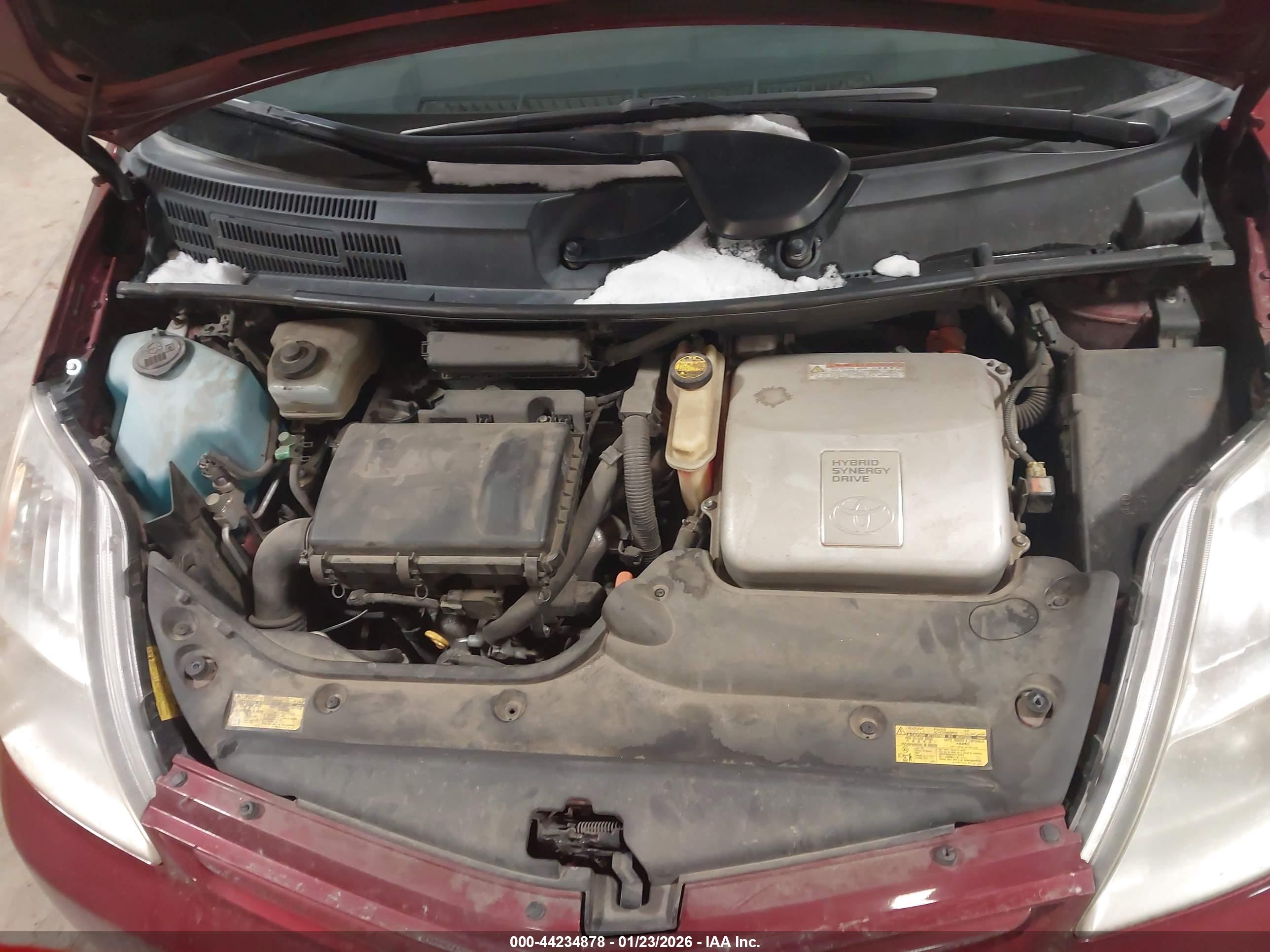 TOYOTA PRIUS image 10