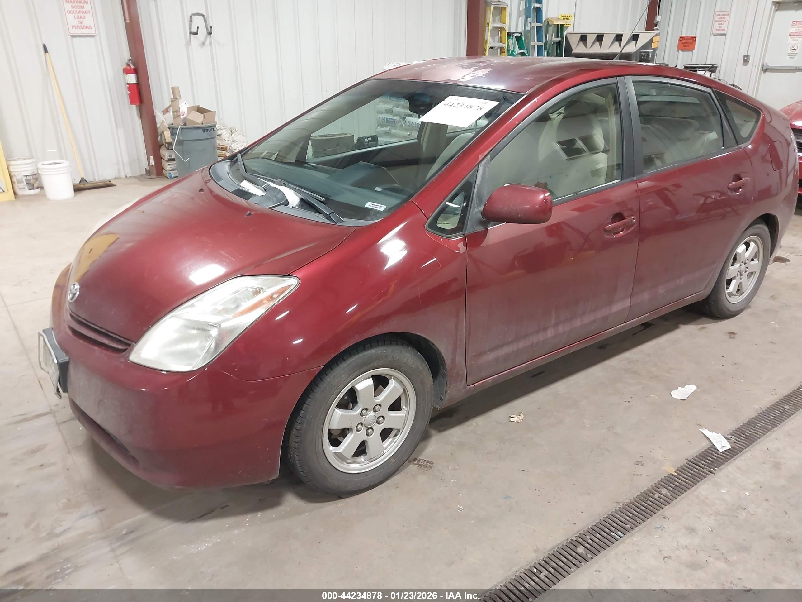 TOYOTA PRIUS image 2
