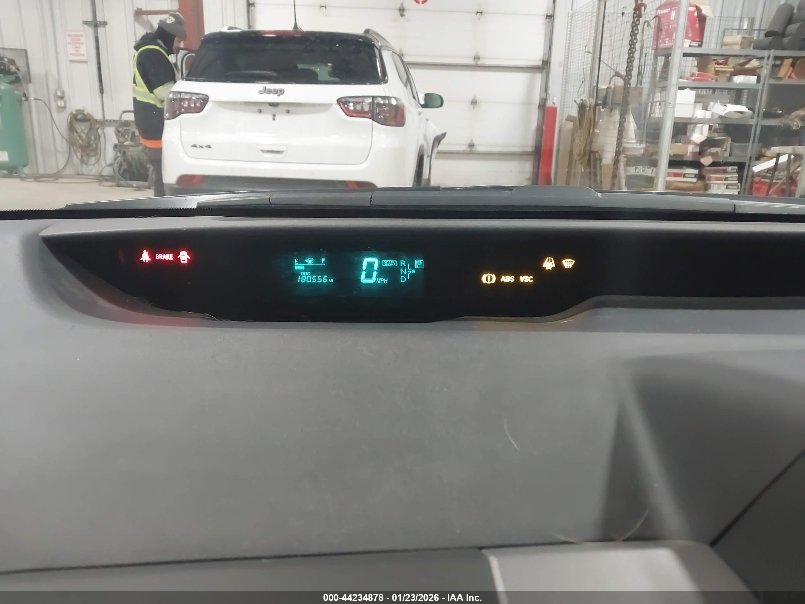TOYOTA PRIUS image 7