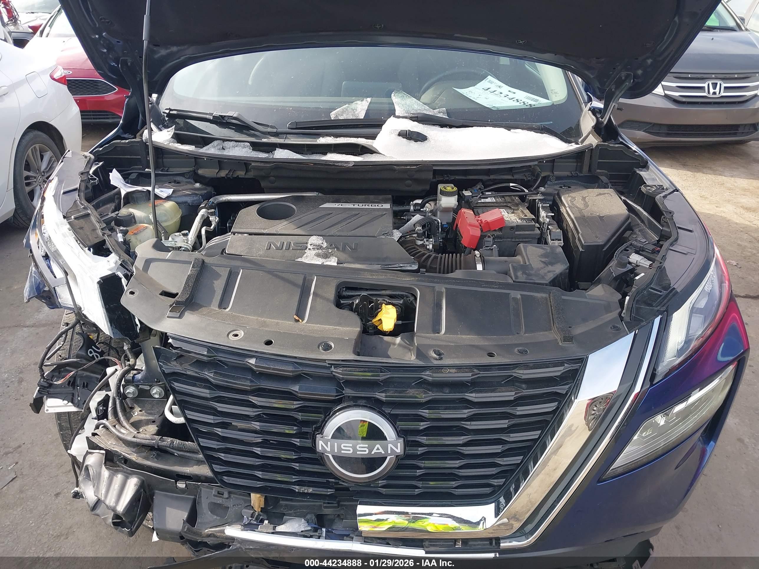 NISSAN ROGUE image 10