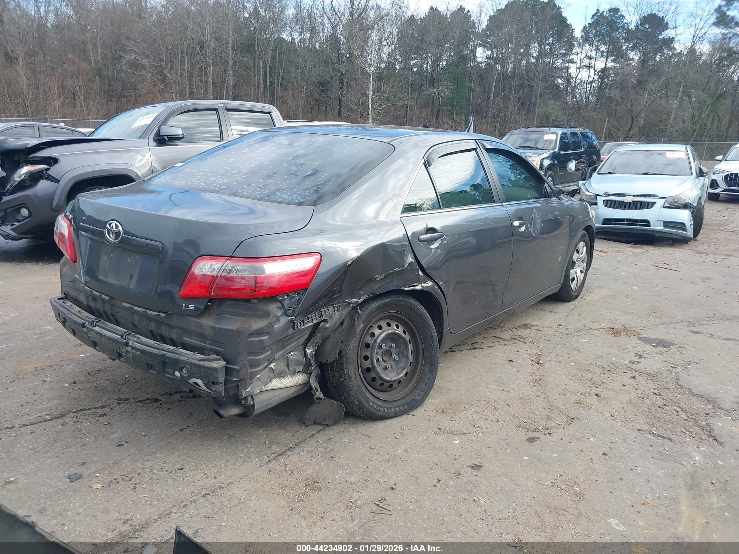 TOYOTA CAMRY image 4