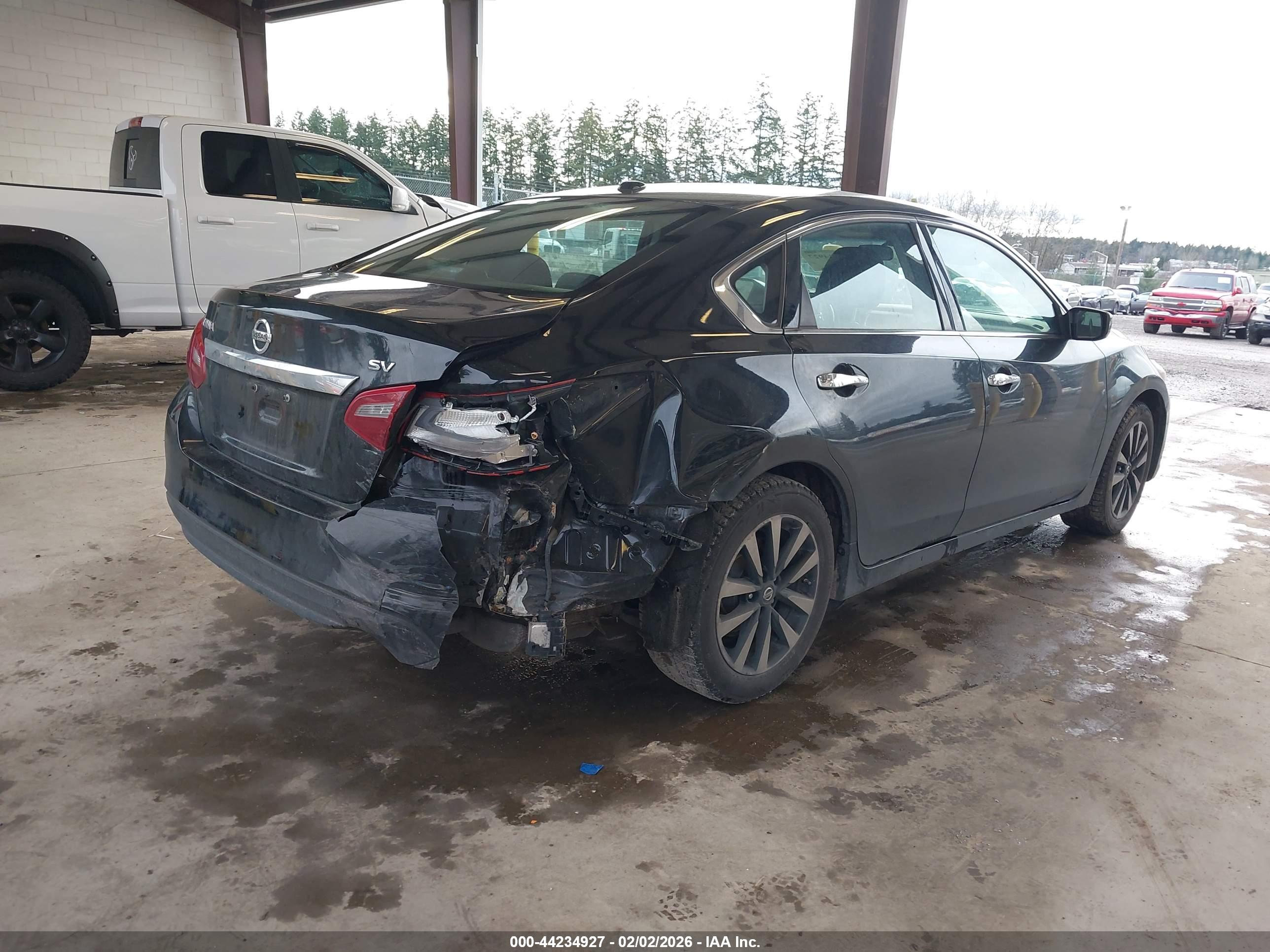 NISSAN ALTIMA image 4