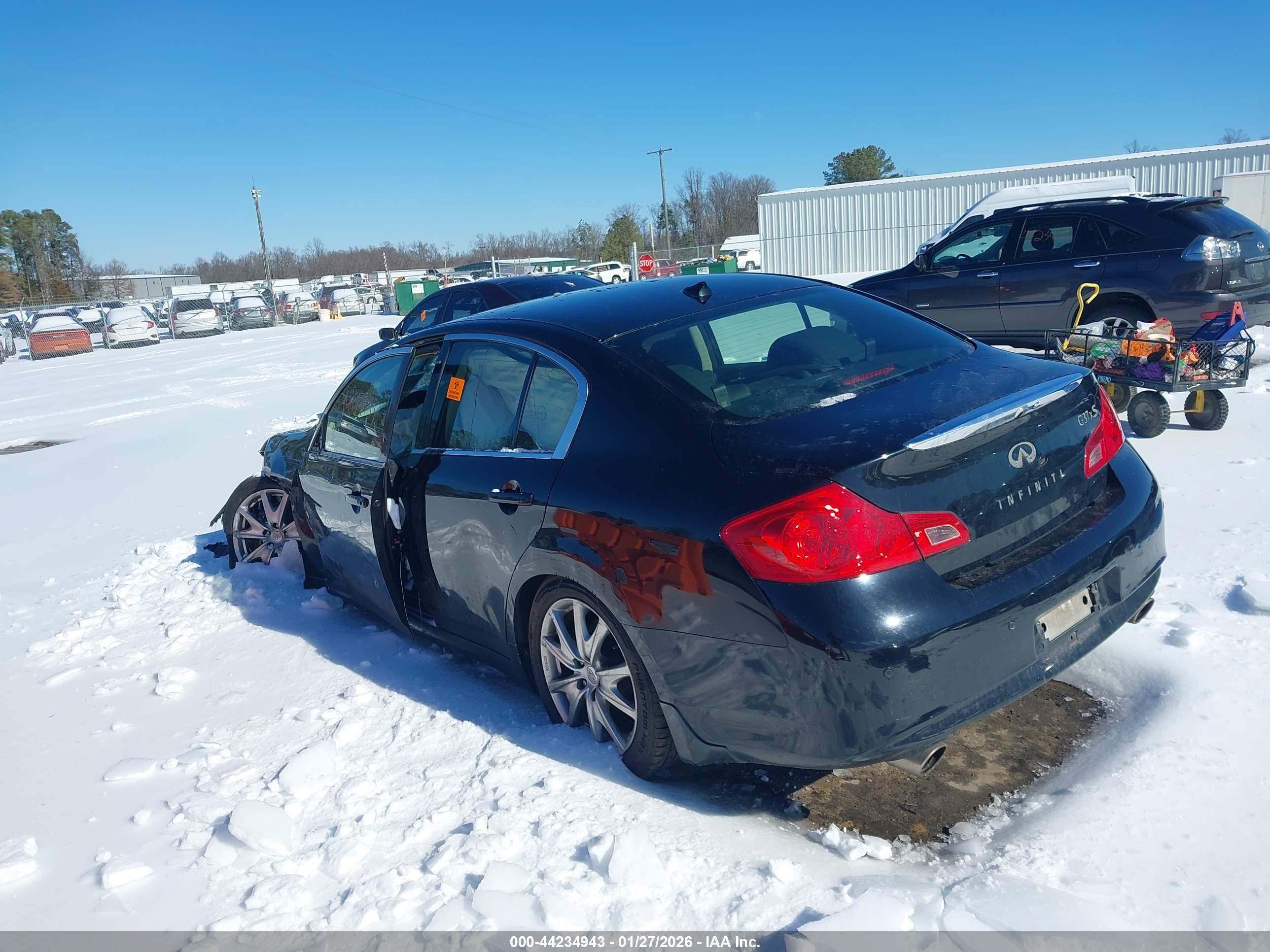 INFINITI G37X image 3
