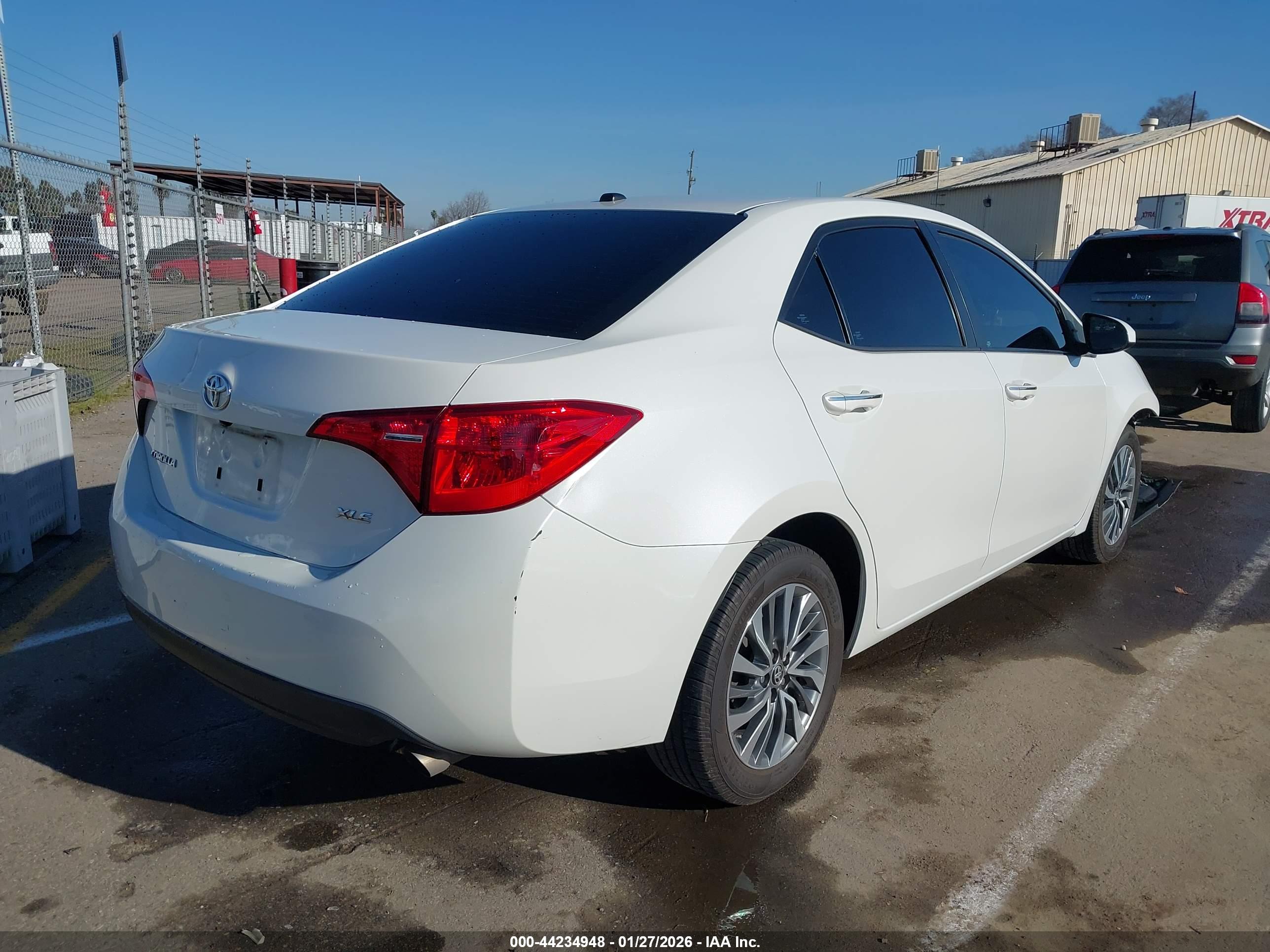 TOYOTA COROLLA image 4