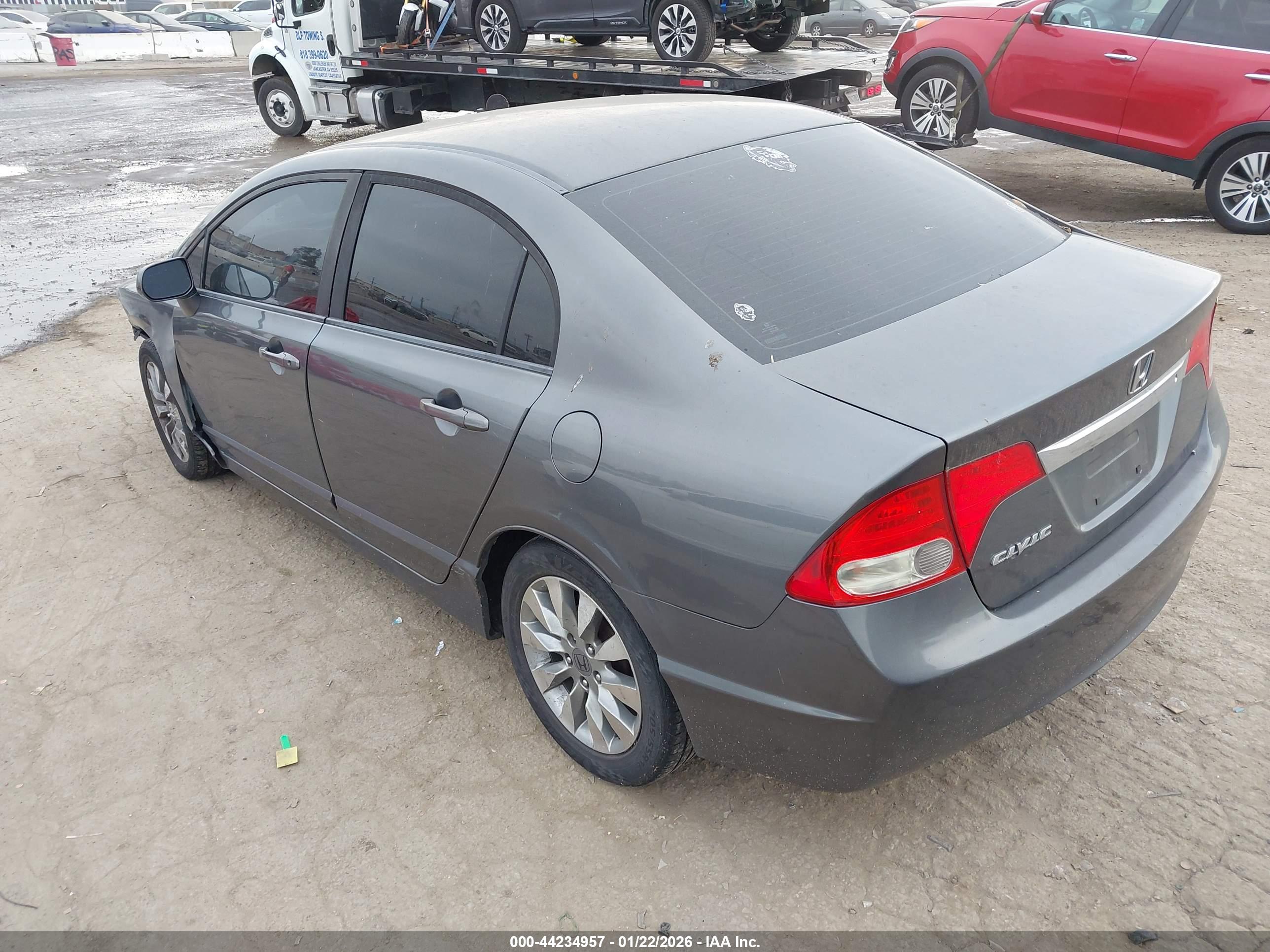 HONDA CIVIC image 3