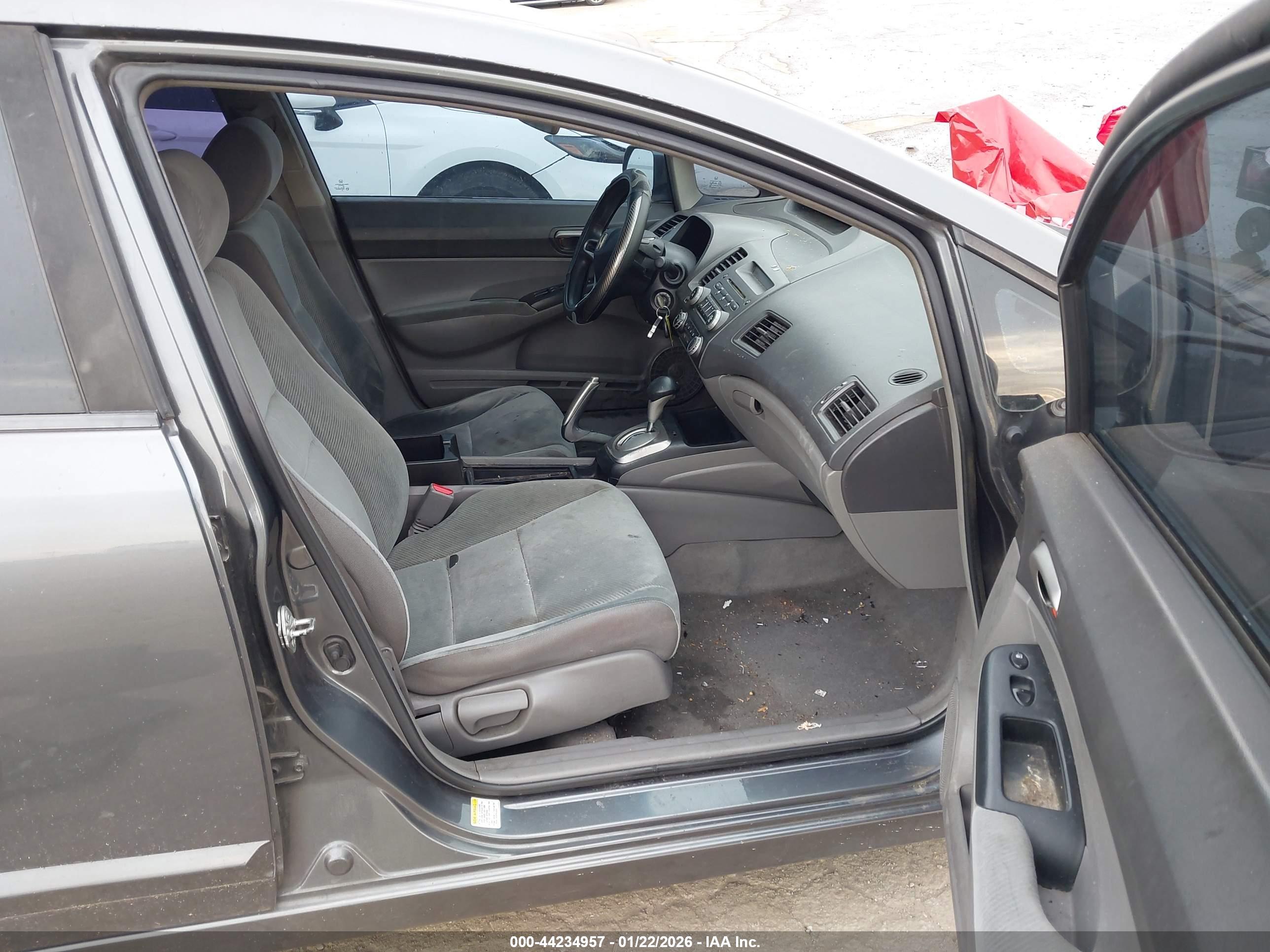 HONDA CIVIC image 5