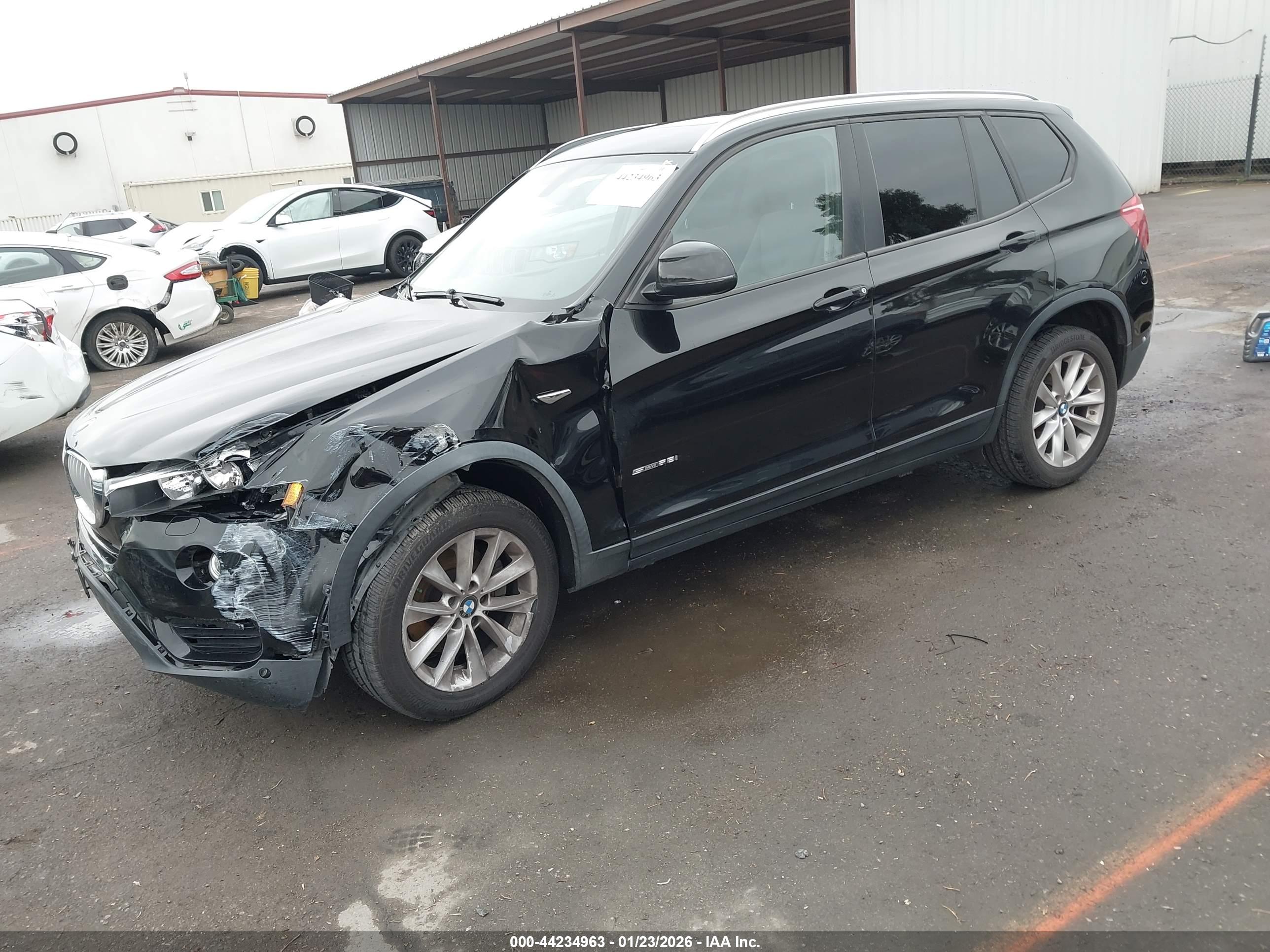 BMW X3 image 2