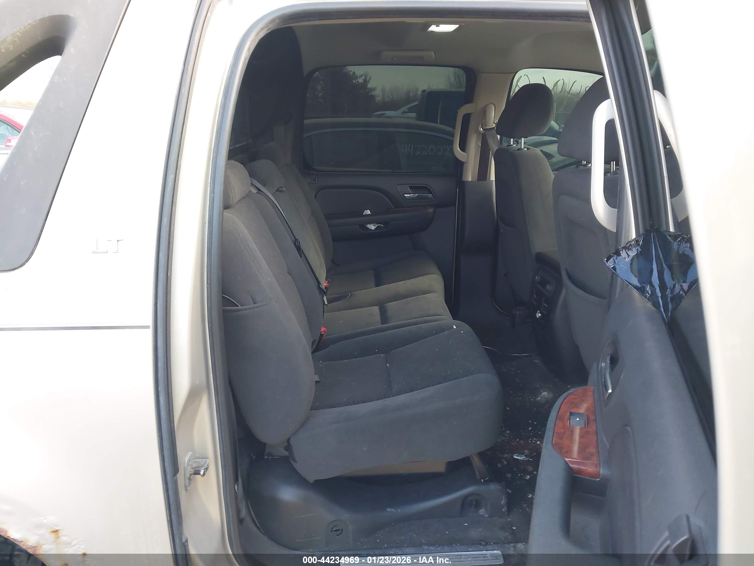 CHEVROLET AVALANCHE image 8