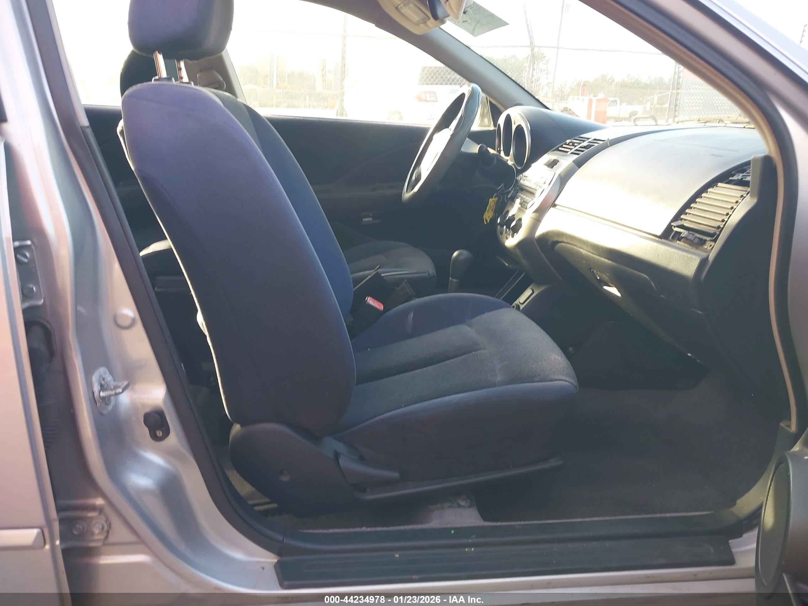 NISSAN ALTIMA image 5