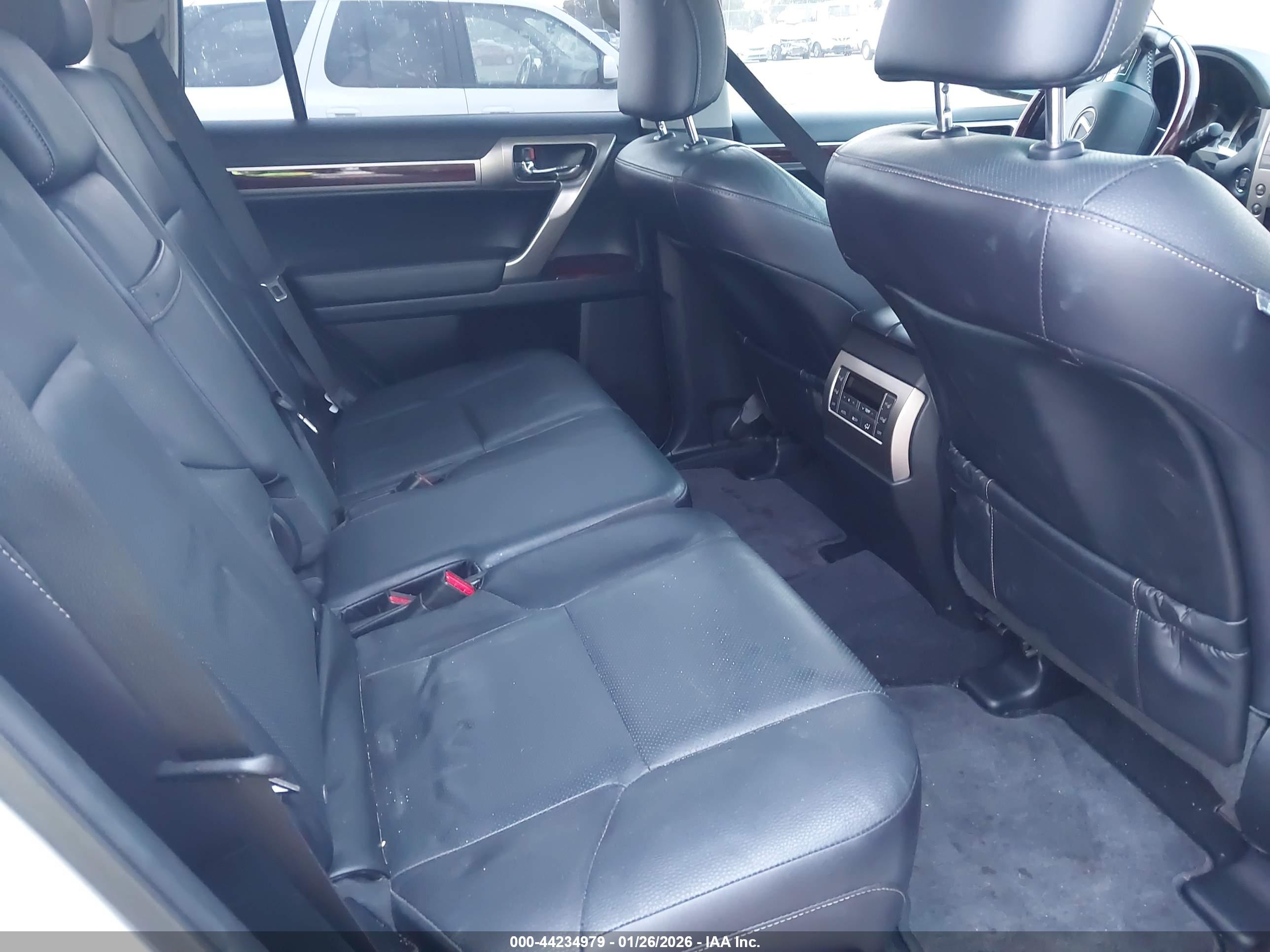 LEXUS GX image 8