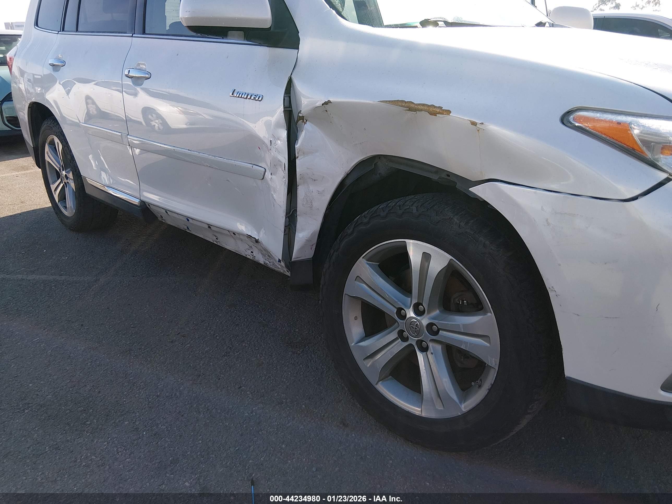 TOYOTA HIGHLANDER image 6