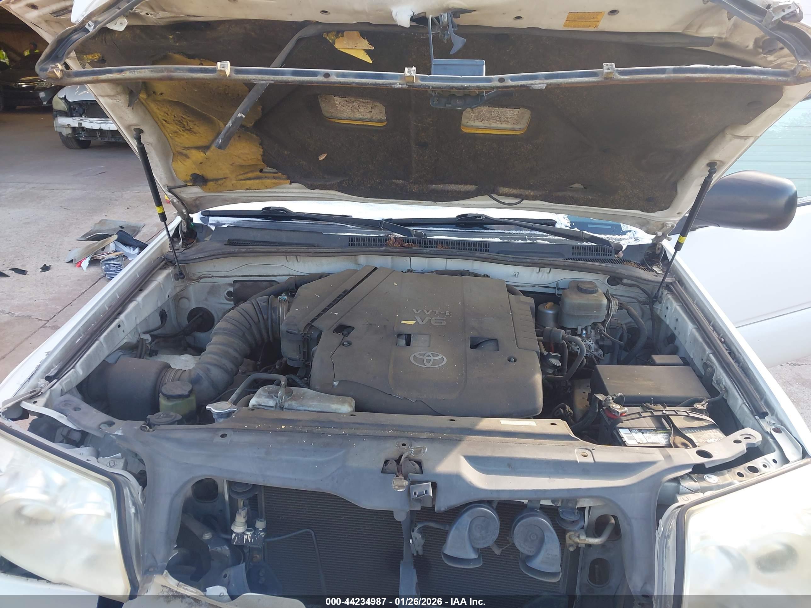 TOYOTA 4RUNNER image 10