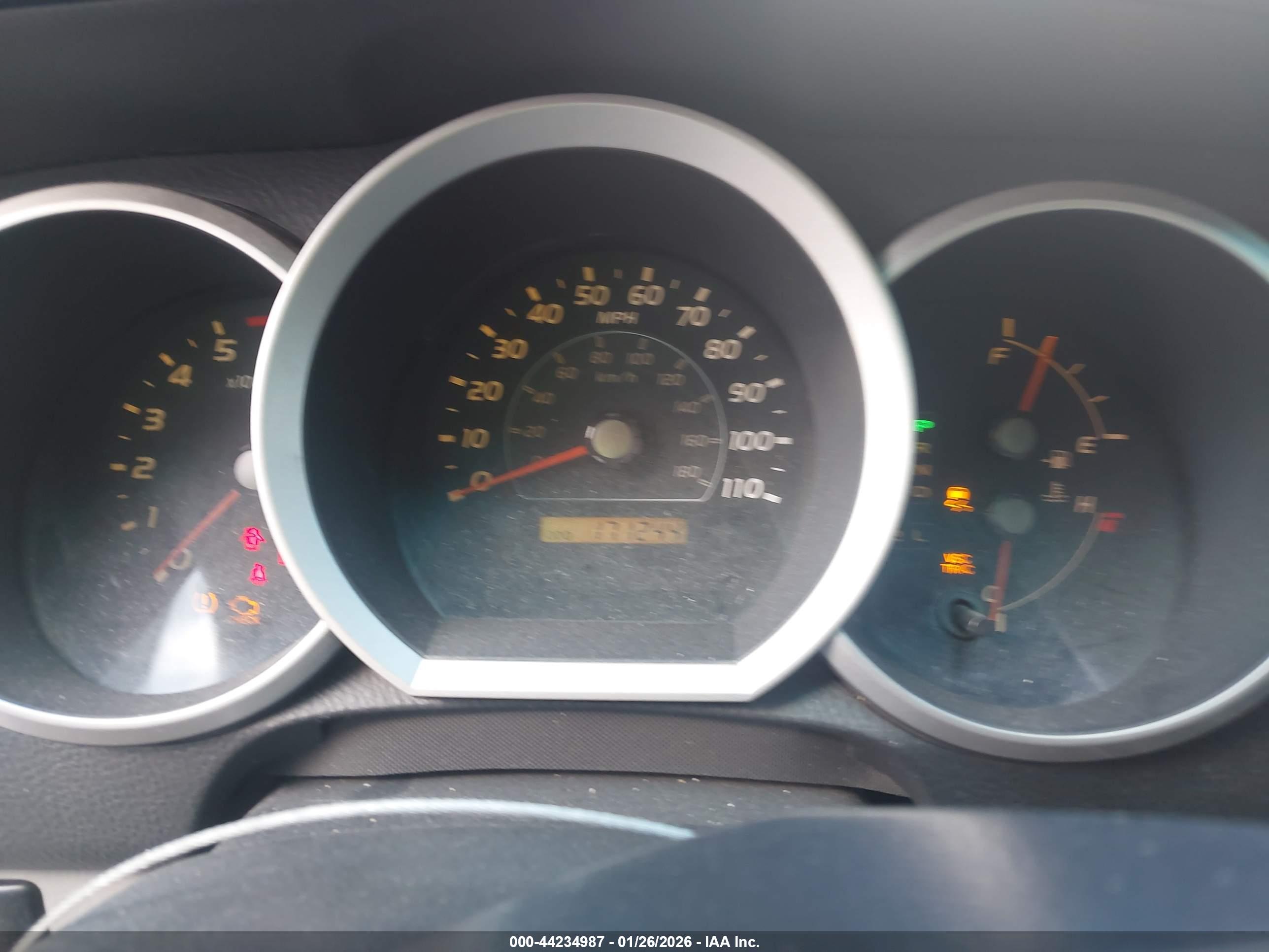 TOYOTA 4RUNNER image 7